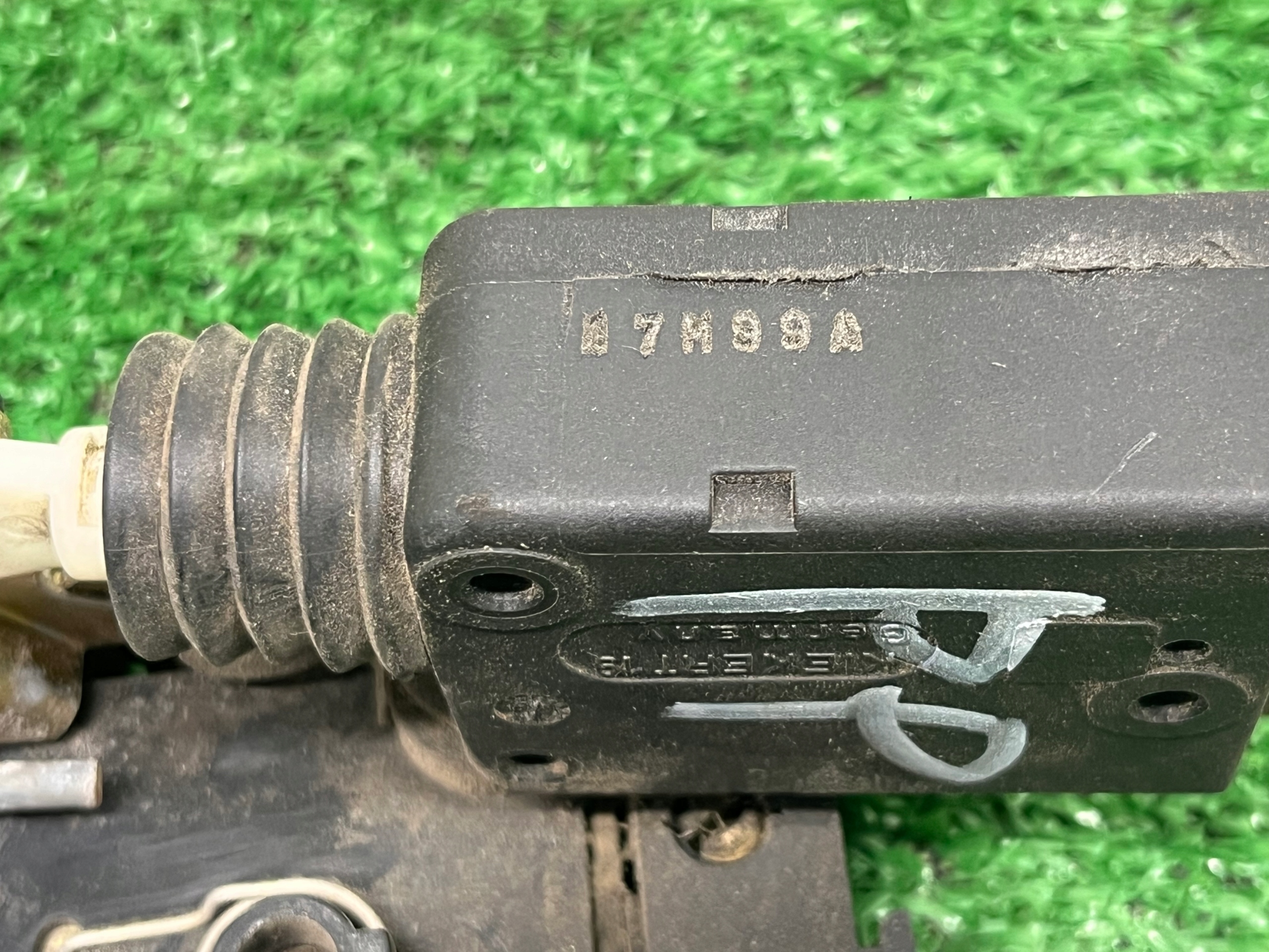 lock door right front CITROEN SAXO