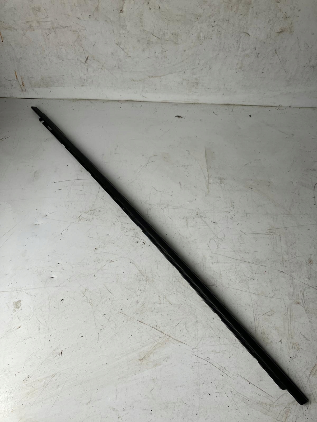 moulding dust door left front PEUGEOT 308 T9