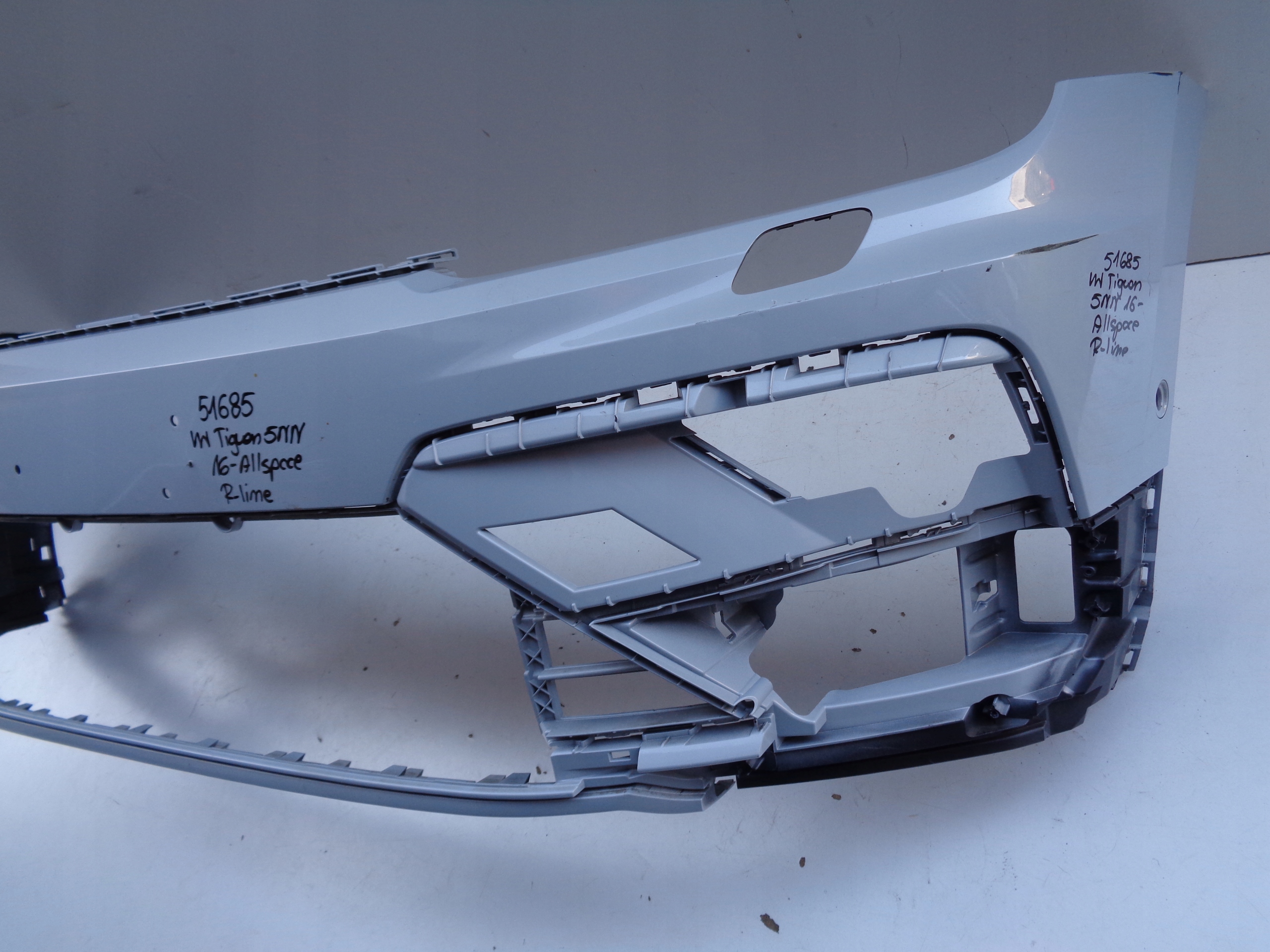 front bumper VW TIGUAN 5NN ALLSPACE 16- R-LINE NR 51685