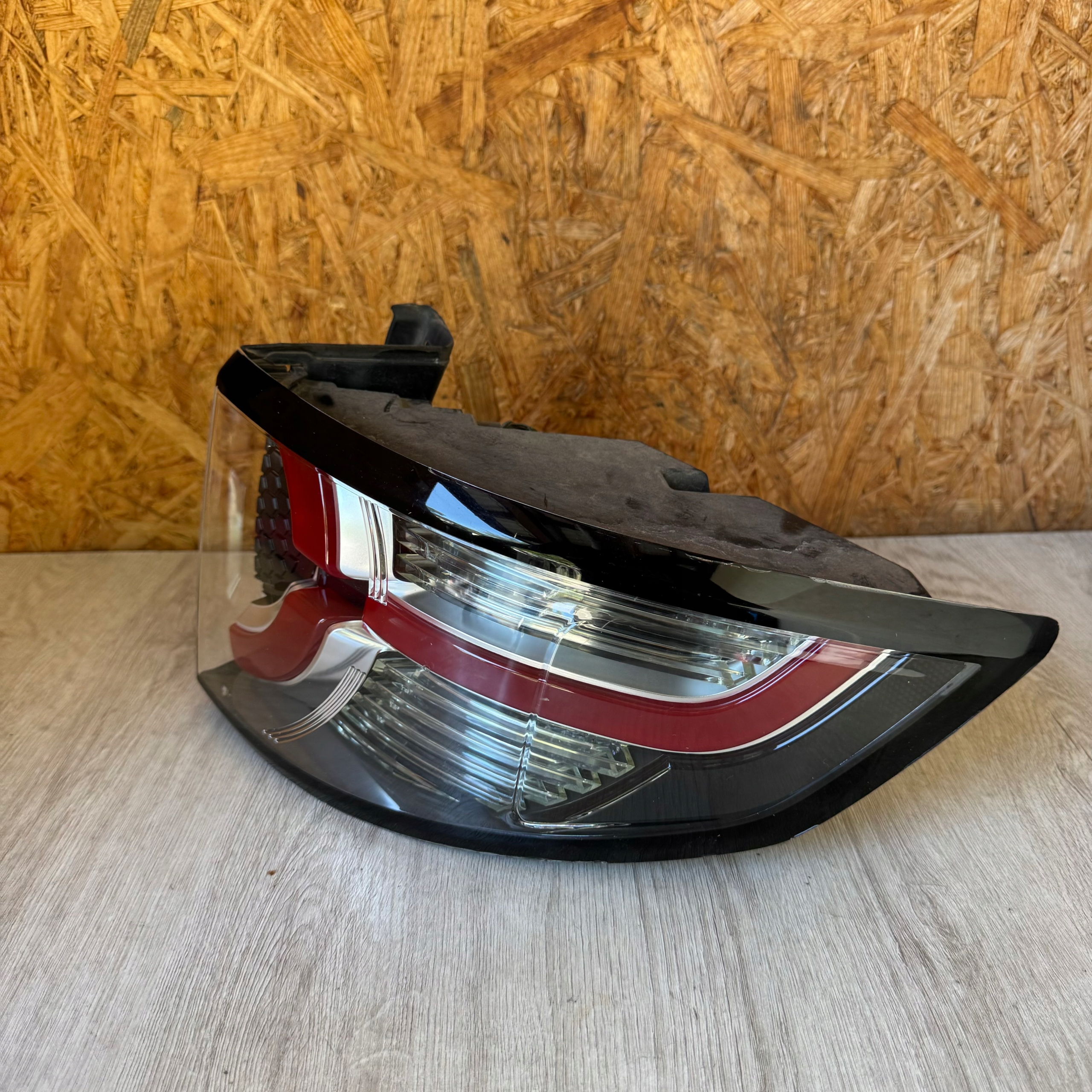 Land Rover Discovery LA Rückleuchte Rearlamp - Thumbnail 2
