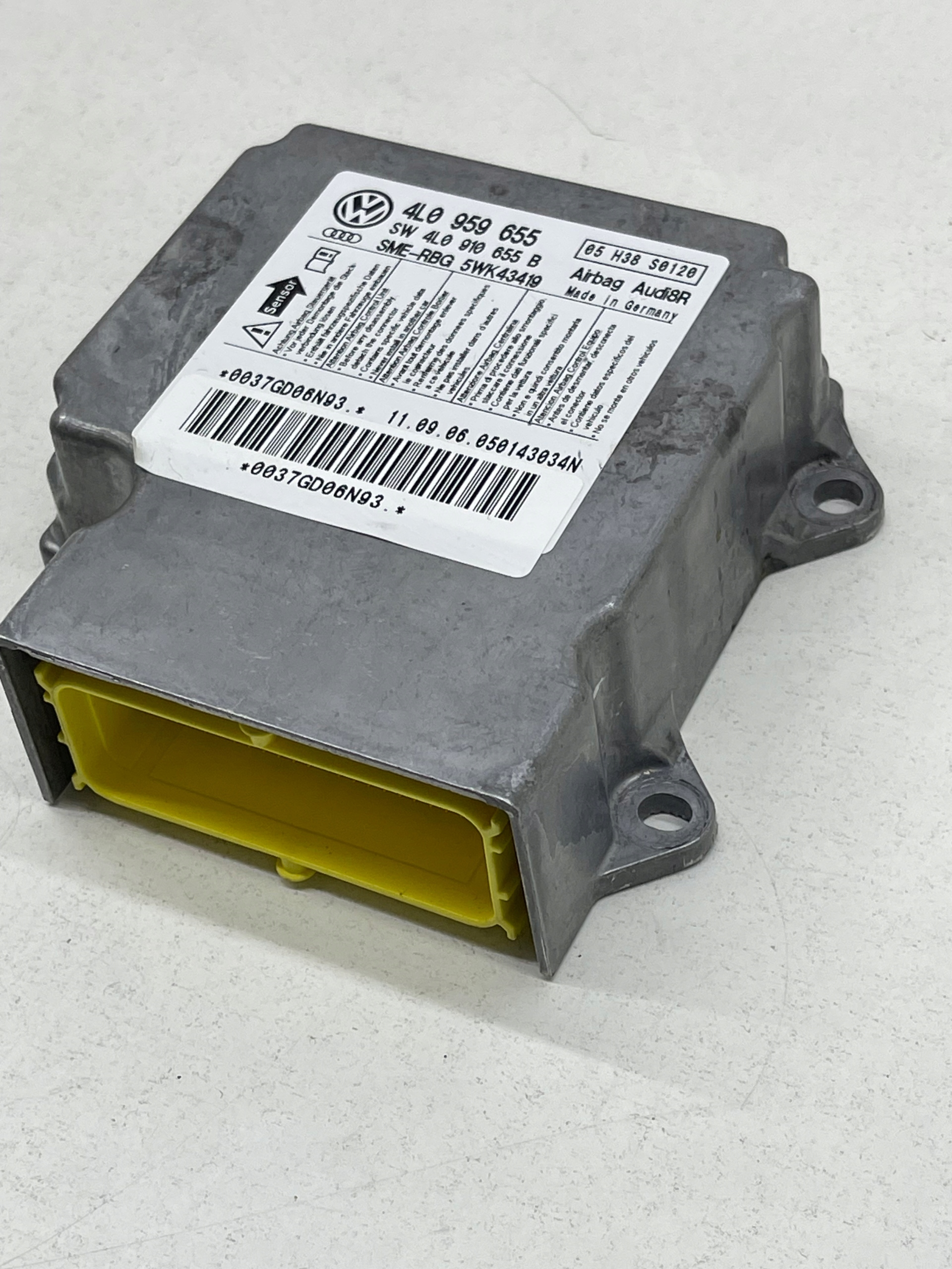 AUDI Q7 4L moduł sterownik sensor AIRBAG poduszek powietrznych Numer katalogowy części 4L0959655 ; 4L0910655B | AUDI Q7 4L