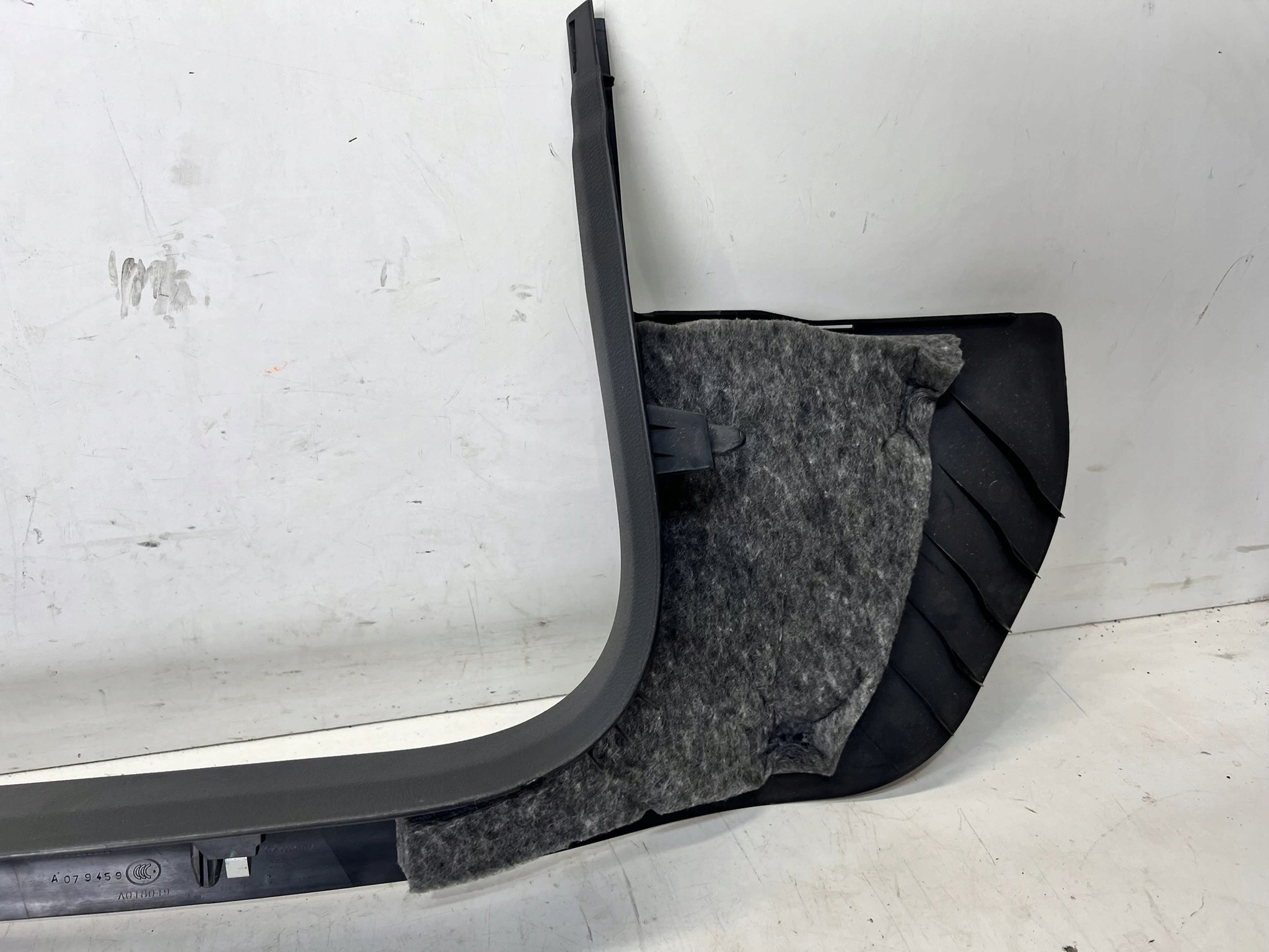 cover cap of the threshold right AUDI A6 C8 4K1867272 4PK