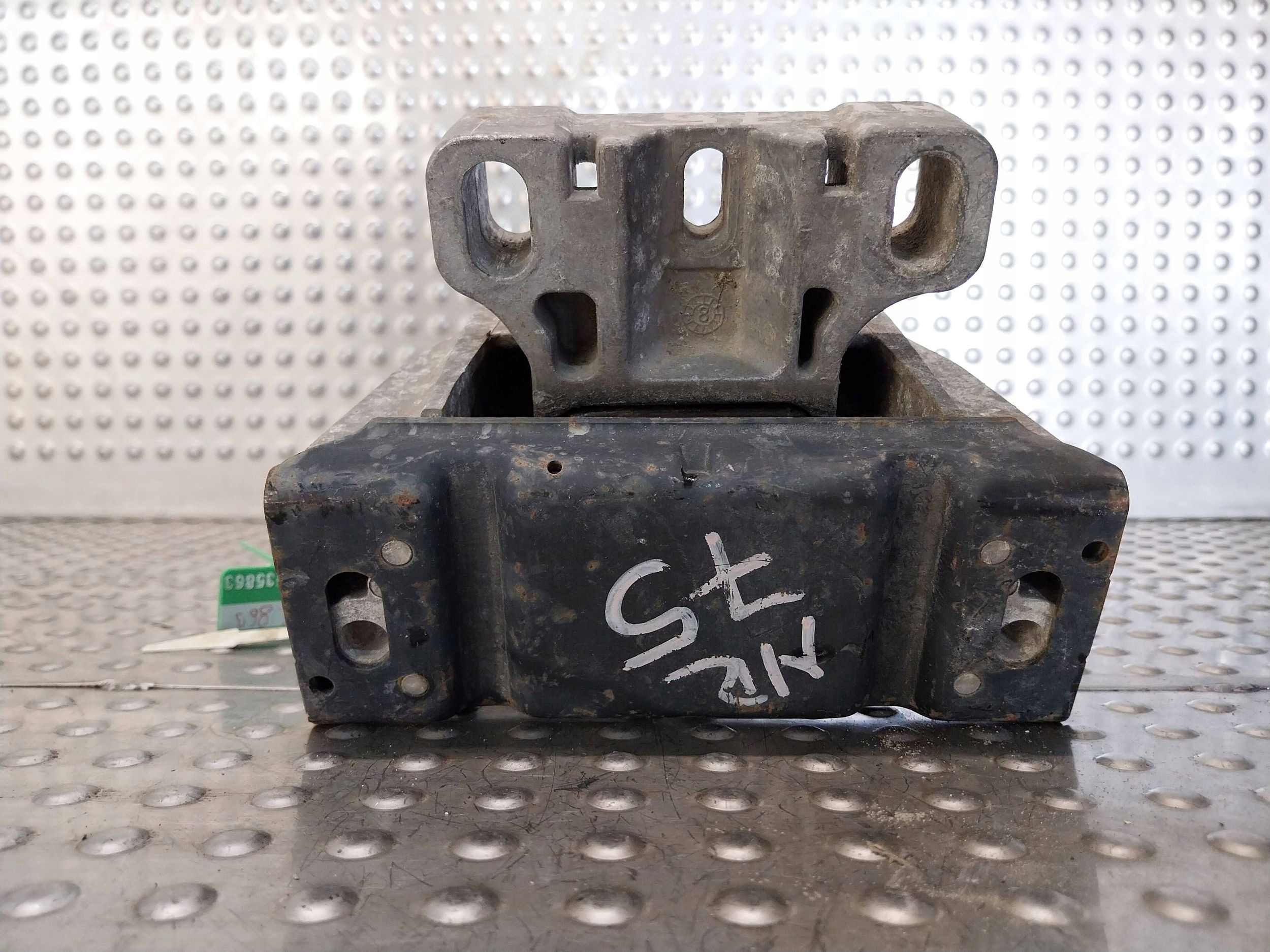 holder engine mount 1J0199555AJ A3 8L GOLF IV LEON and OCTAVIA and 1.6 8V