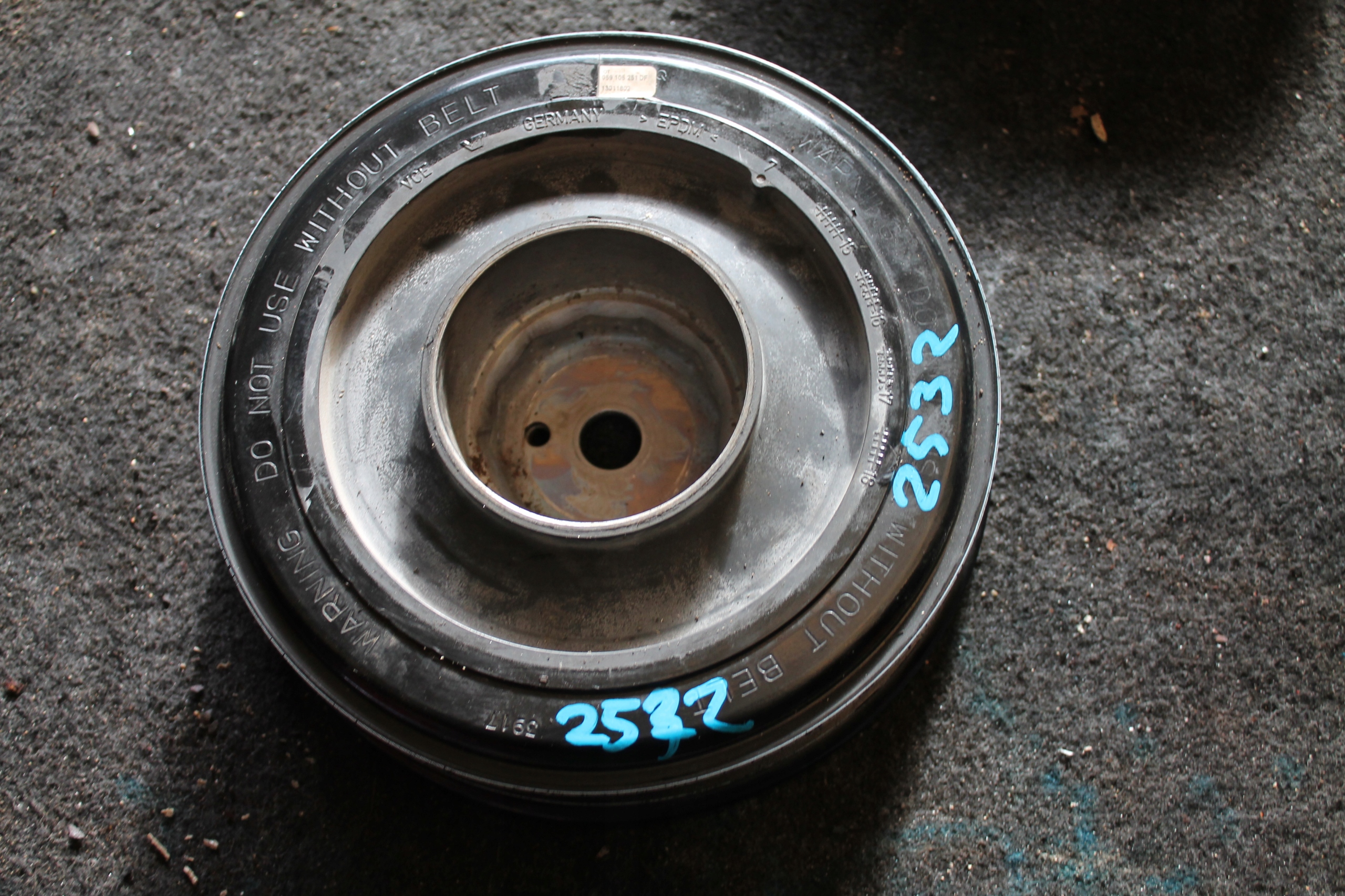 2532. Puleggia AUDI VW 3,0 TDI 059105251DF