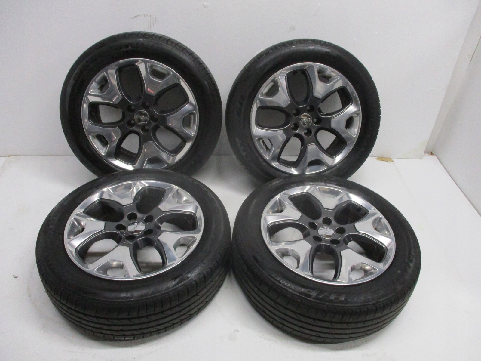 wheels discs tyres Jeep Compass R18 II 5MM