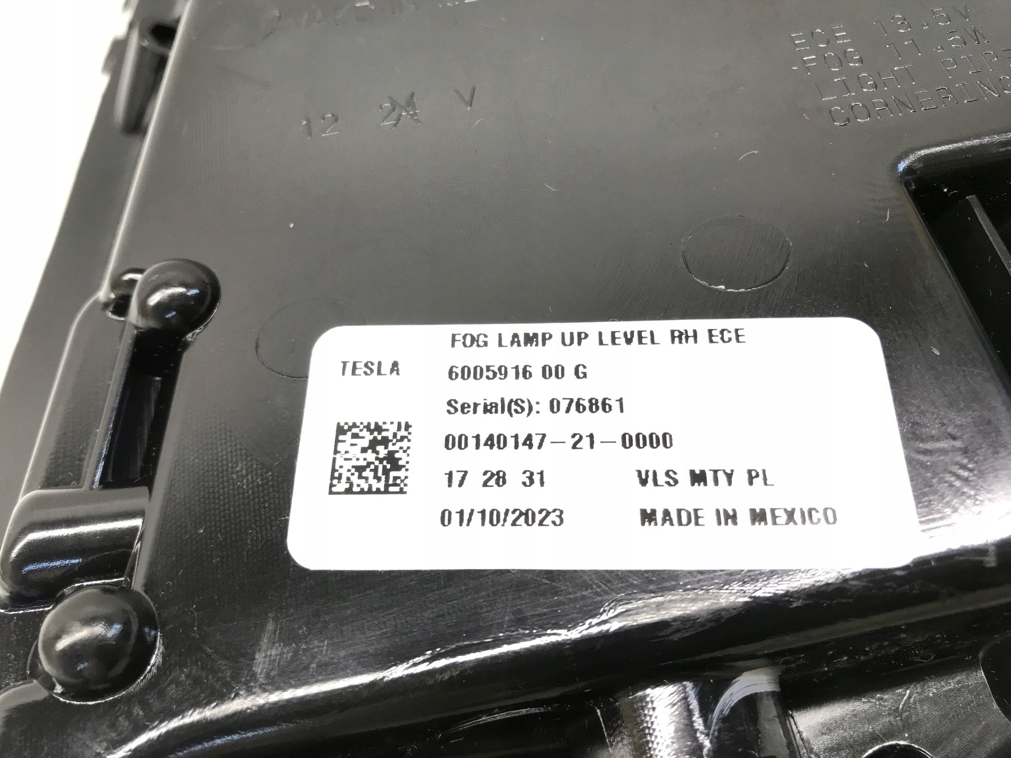 tesla MODEL S ГАЛОГЕН led правый 6005916-00-G