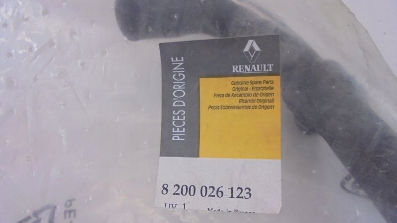 renault CLIO II патрубок нагреватель