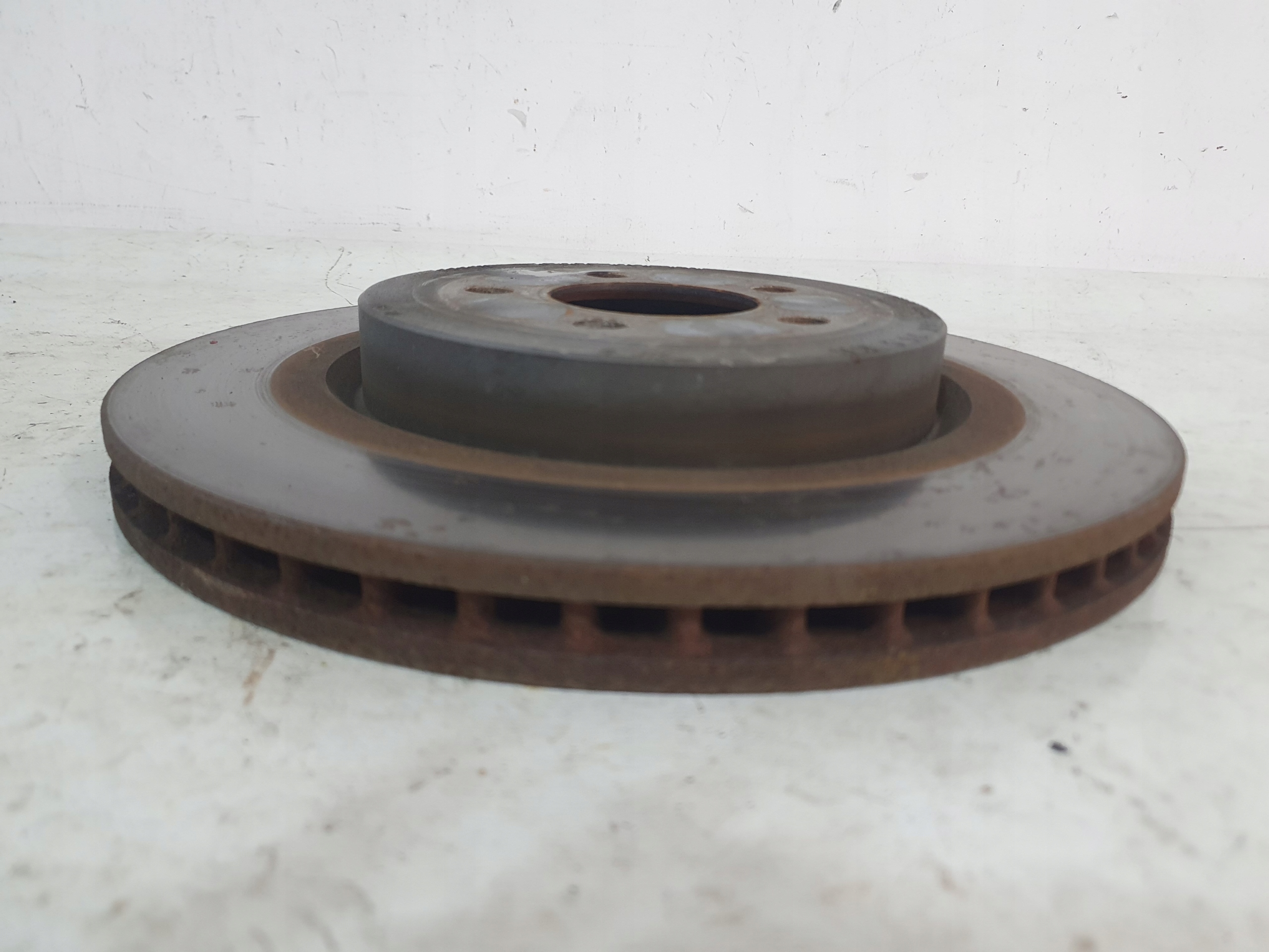 DODGE CHARGER 15- CHALLENGER GT 3.6 5.7 discs brake front 02042K2038