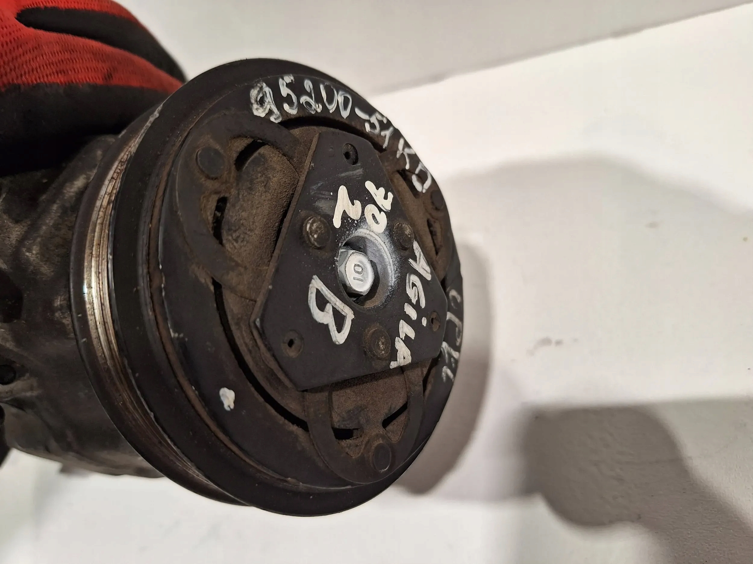 компрессор кондиционера 95200-51KA0 opel Agila B 1.2 16V 08-
