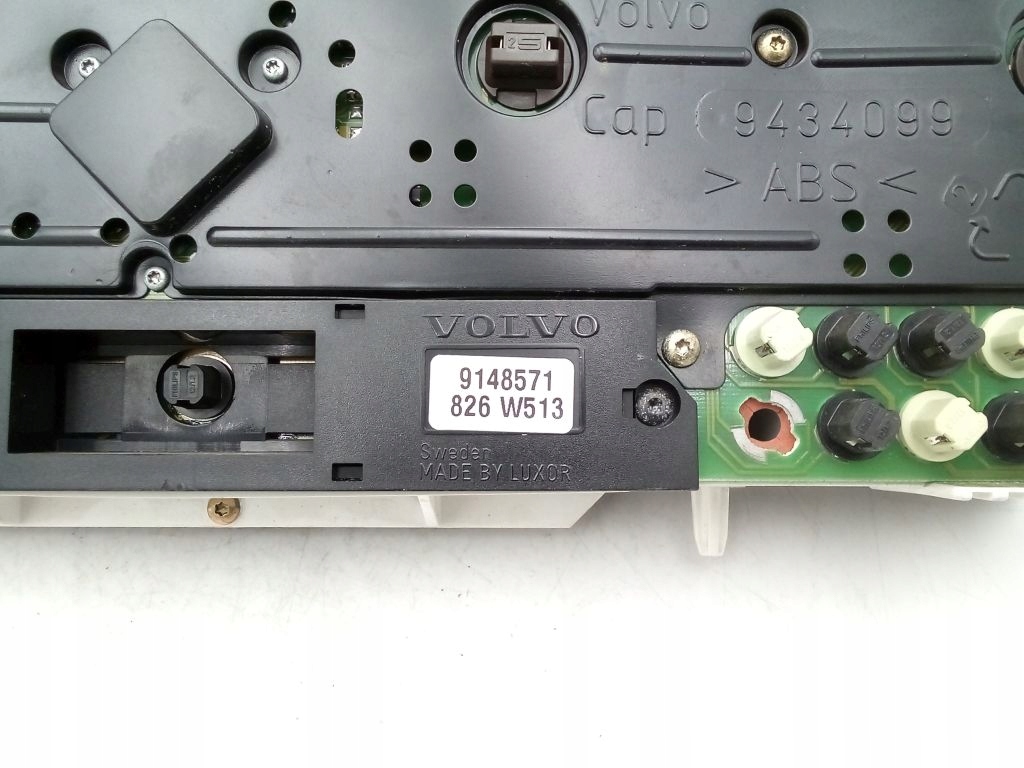 Volvo 850 petrol dials dials predkosciomierz 9434072