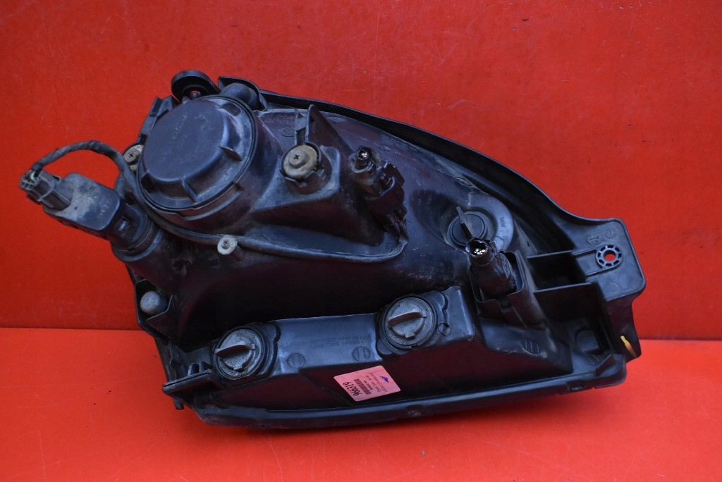 REFLEKTOR left light front EU 92101-2EXXX HYUNDAI TUCSON 1 and 04-10
