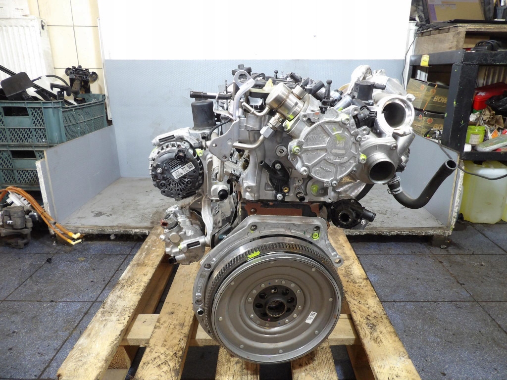 SKODA SUPERB IV 4 engine 2.0TSI 265KM DNPB 17 TYS KM