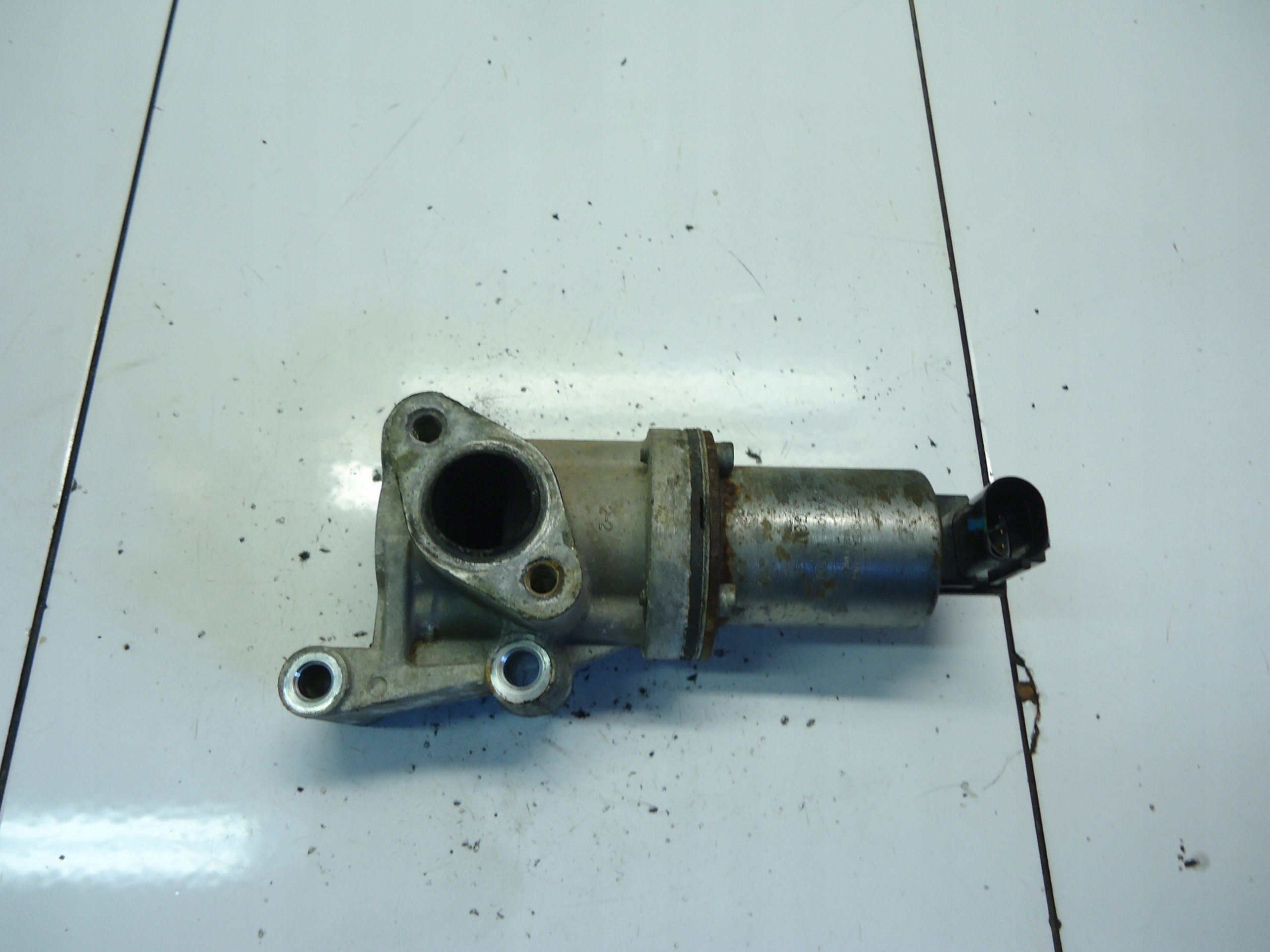 HYUNDAI KIA 1.4CRDI D4FC AGR-Ventil 28410-2A300