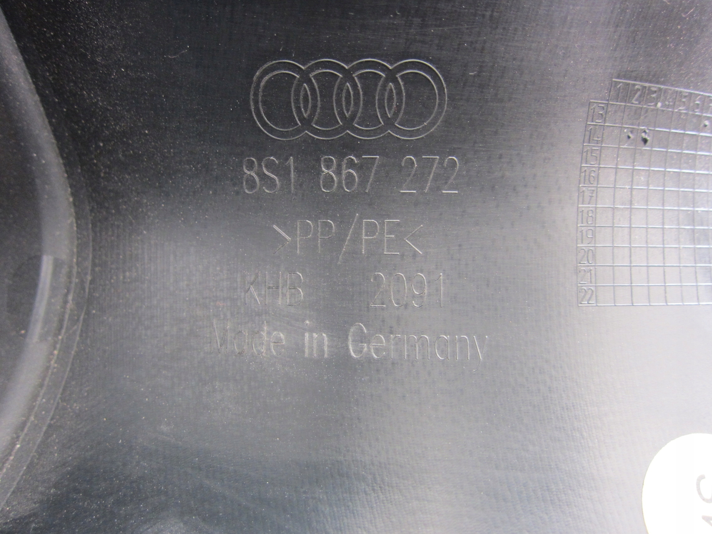 AUDI TT 8S0 8S kryt PRAHU vnitřního pravá