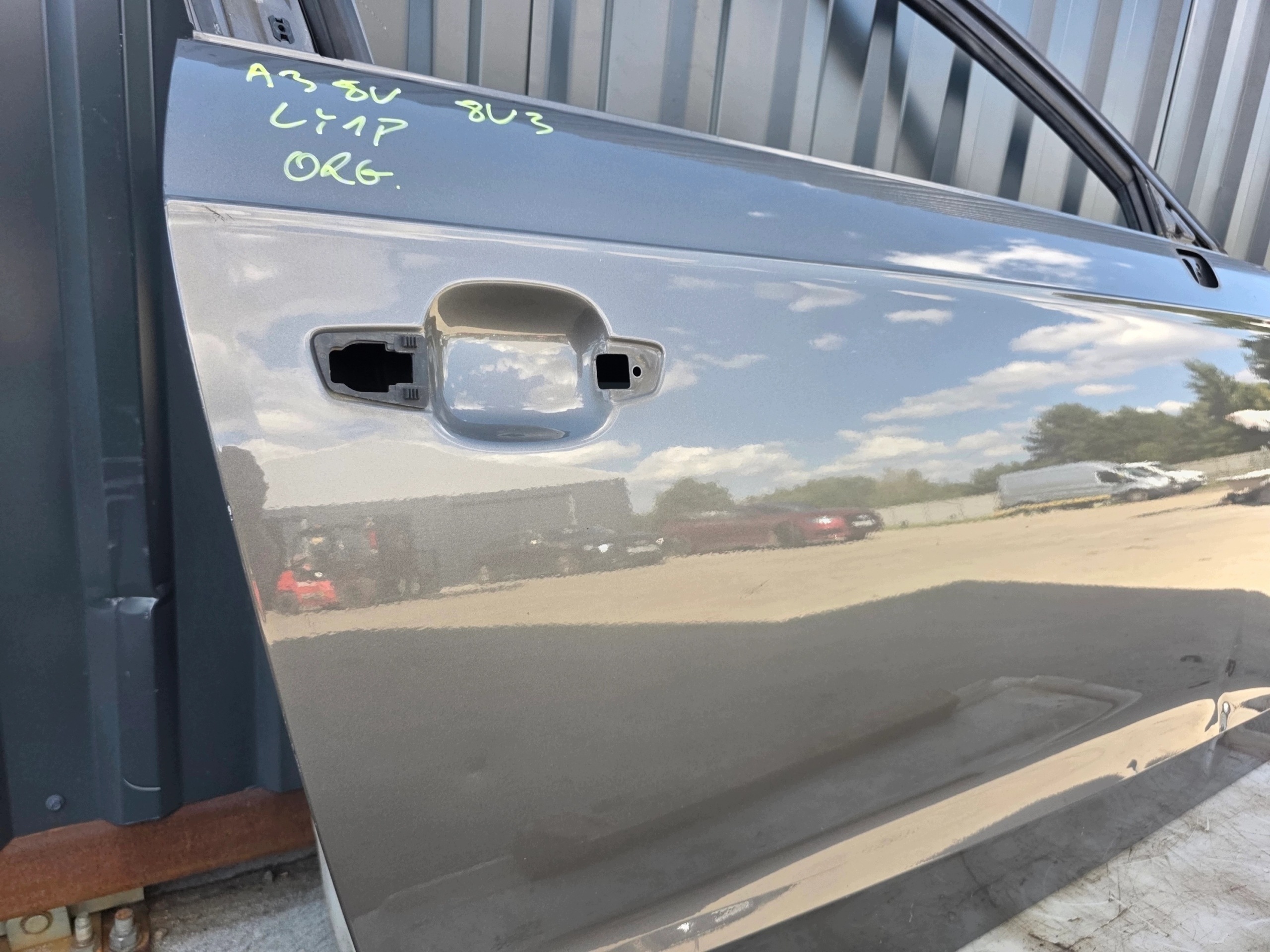 door right front AUDI A3 8V3 LY1P 3-door 2011-2018 original !!!