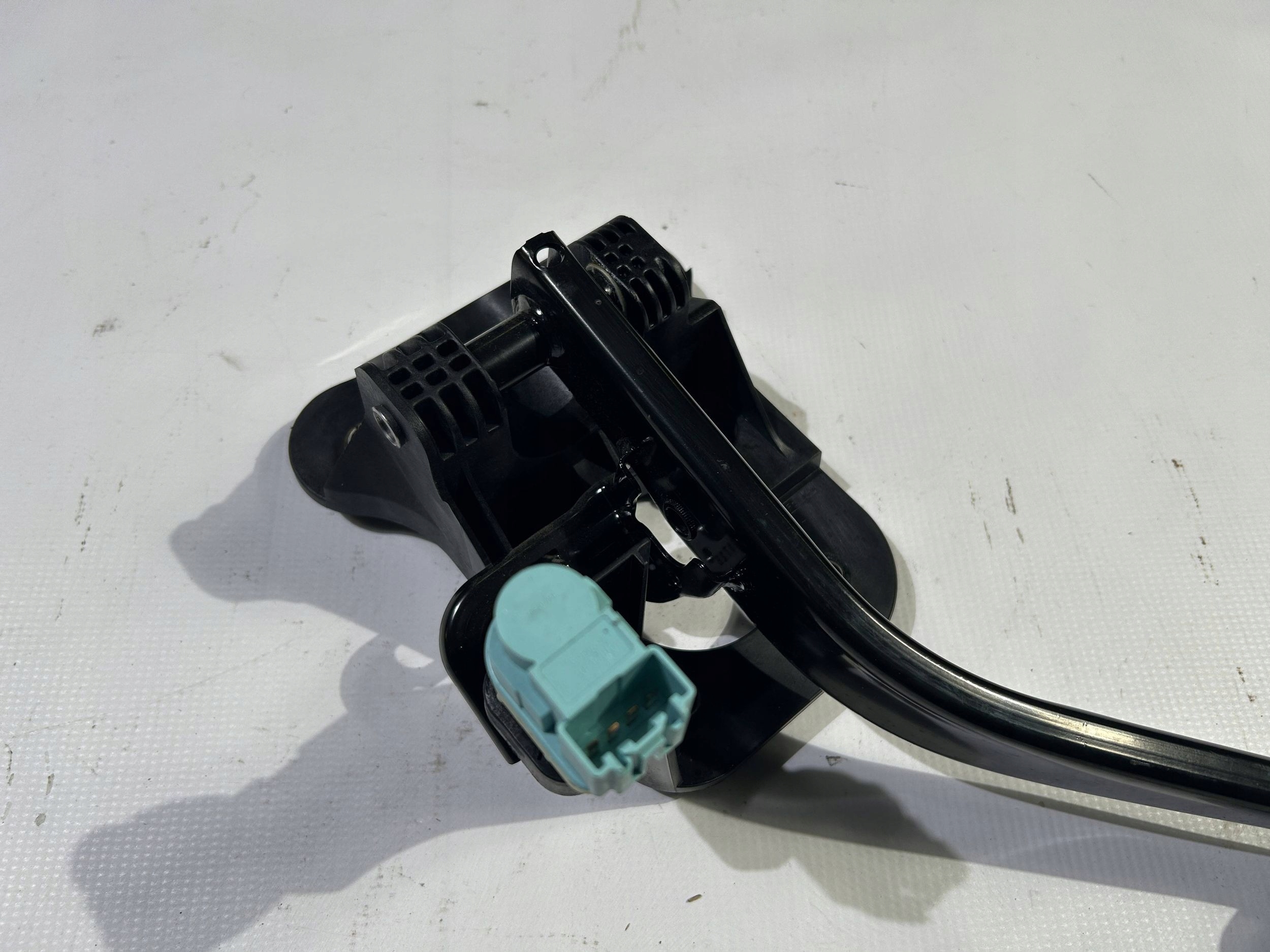 Pedal kočnice snimač STOP Ford Explorer 2020r