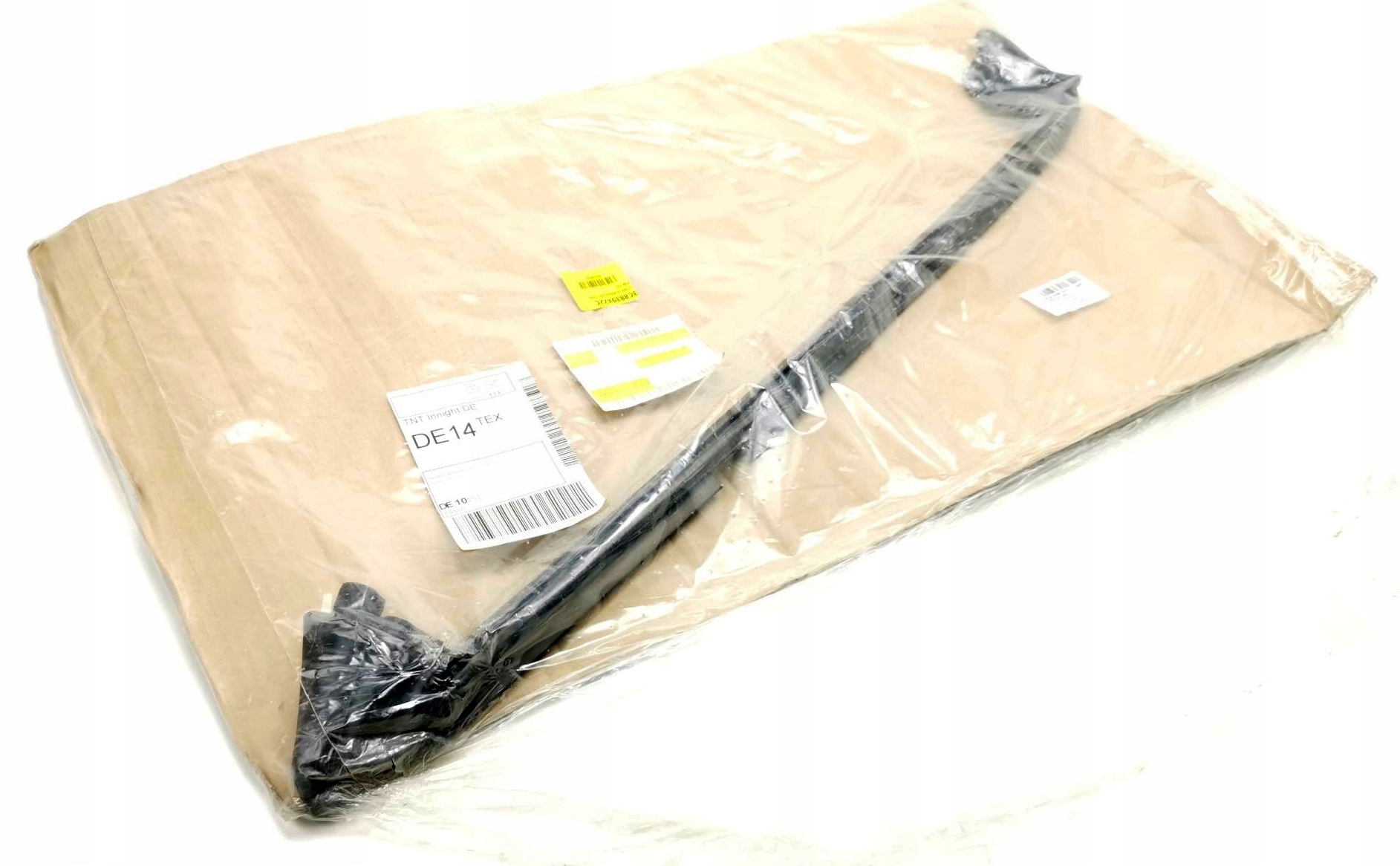 NOWA LISTWA ZGARNIAJĄCA SZYBY VW CC 3C8839472C