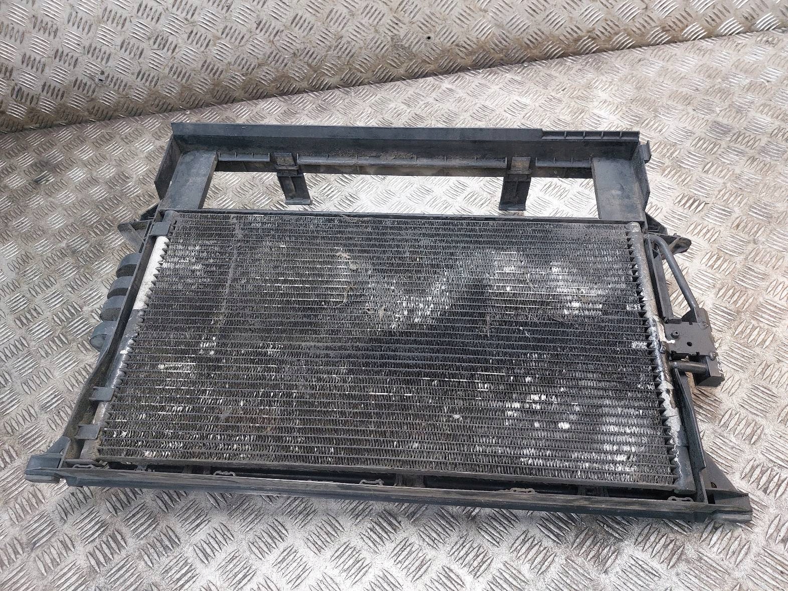 Radiateur climatisation BMW E39 2.0 D