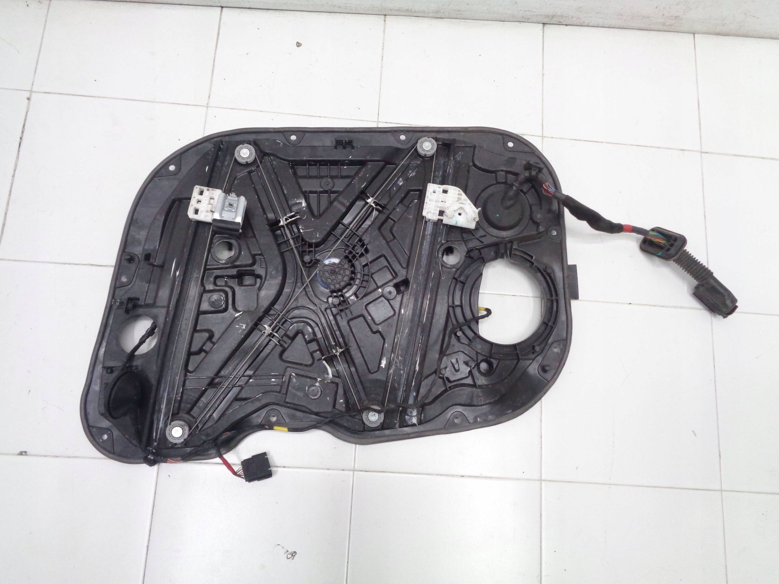 HYUNDAI I30 III cover window regulator left front 16R
