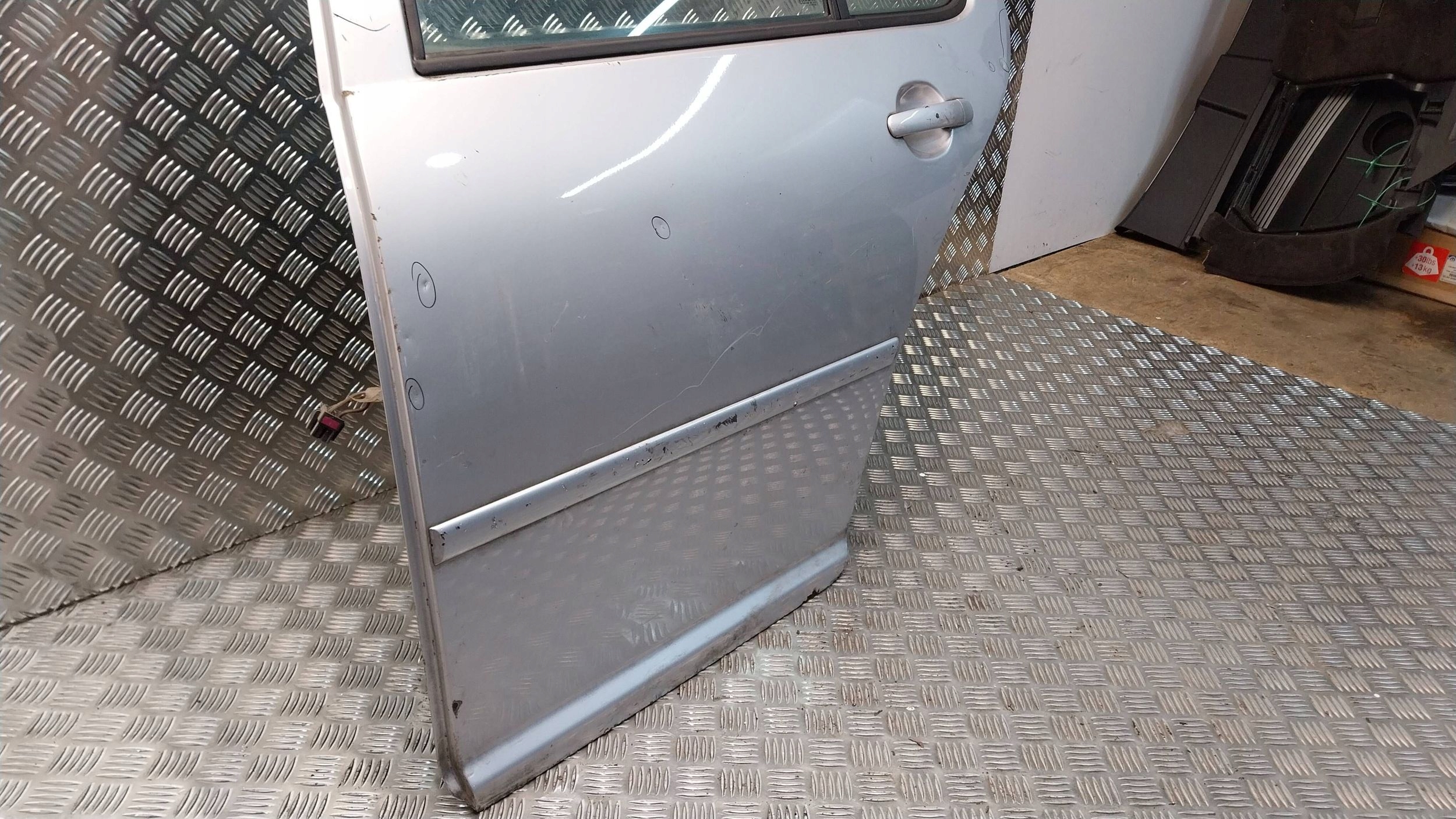 Portière Arrière Gauche VW GOLF IV HATCHBACK 97