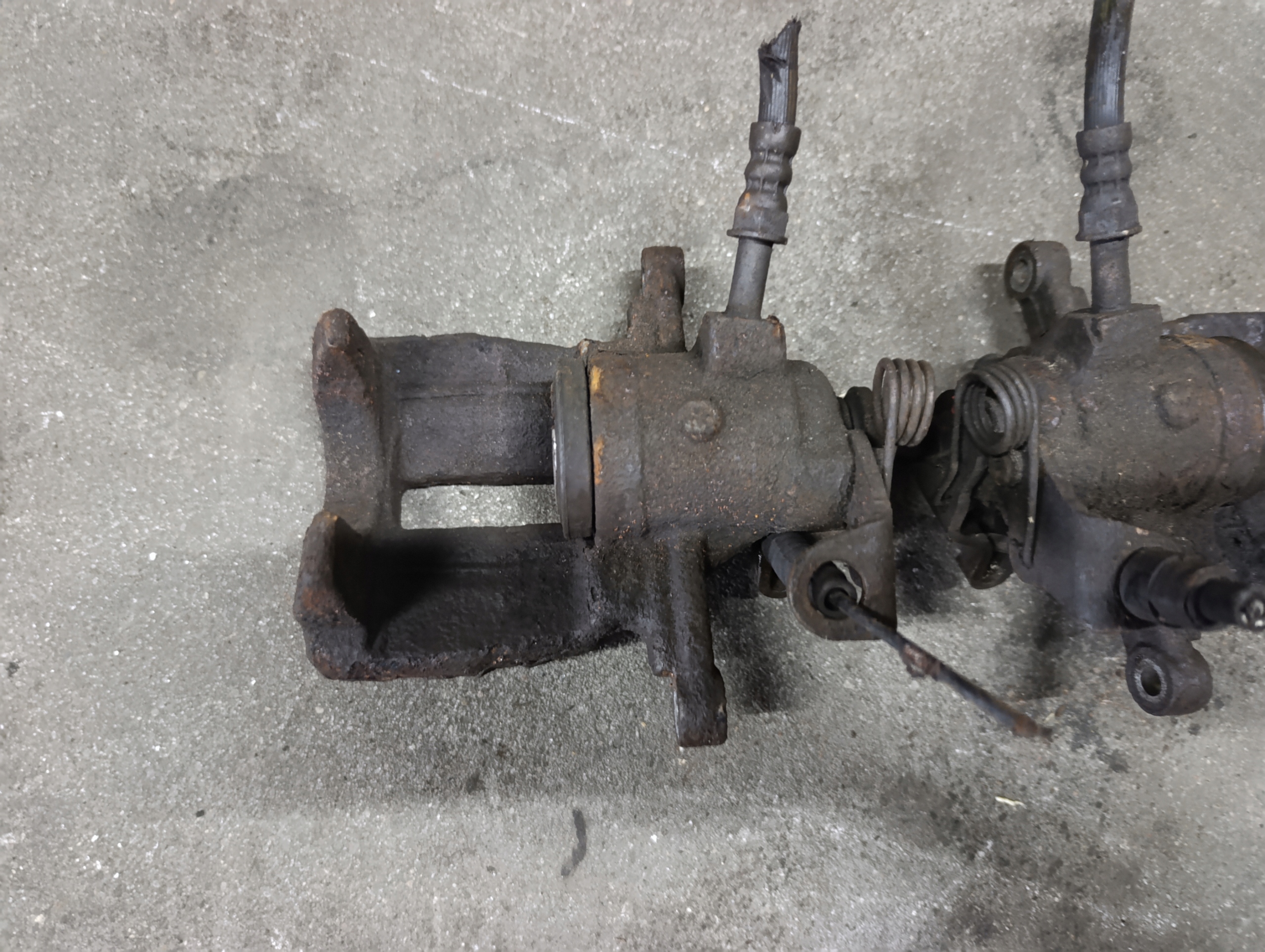 calipers brake rear part VW T5 T6 komplet left/ right
