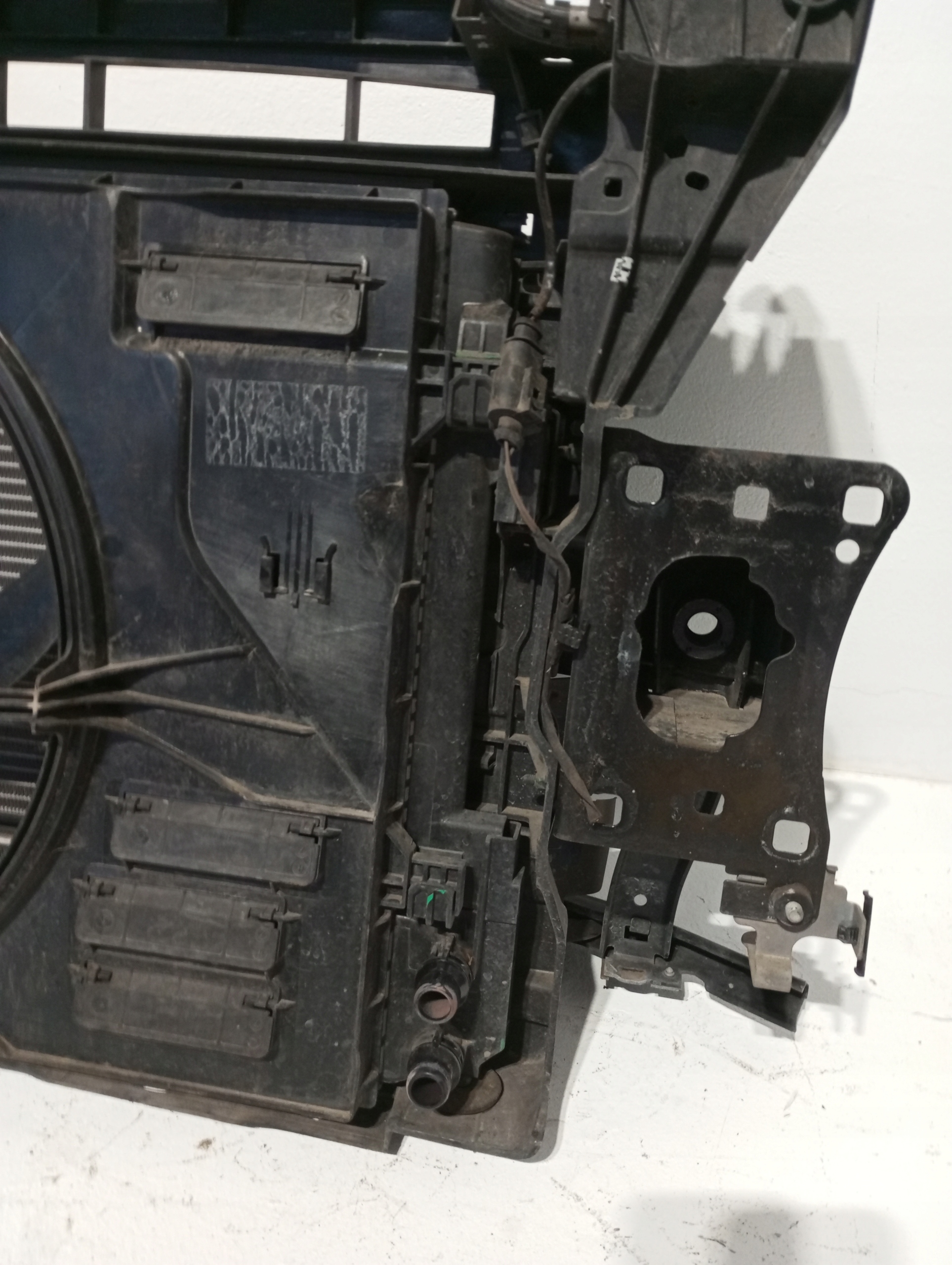 Schlossträger Kühler VW T ROC 2GA