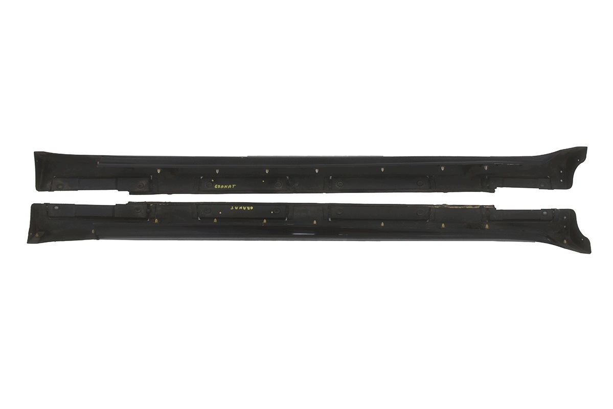 mouldings caps threshold right left LEXUS IS II 75850-53010