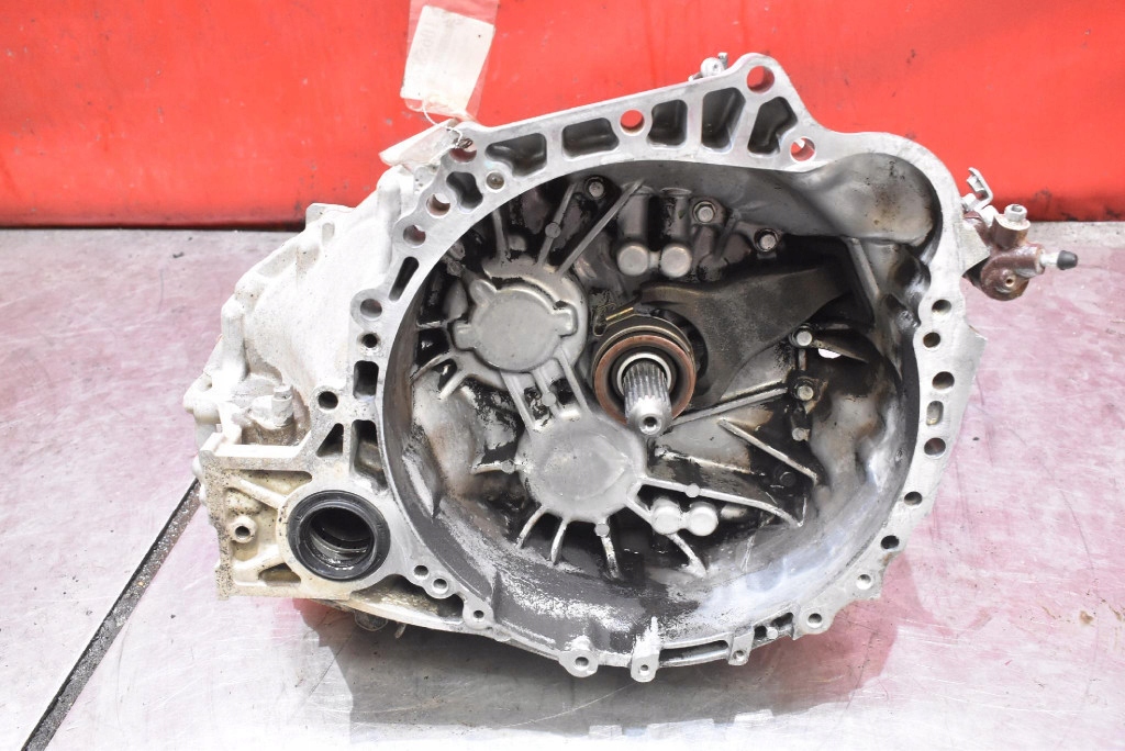 Getriebe TOYOTA VERSO 2.0 D-4D 126 KM 09-13
