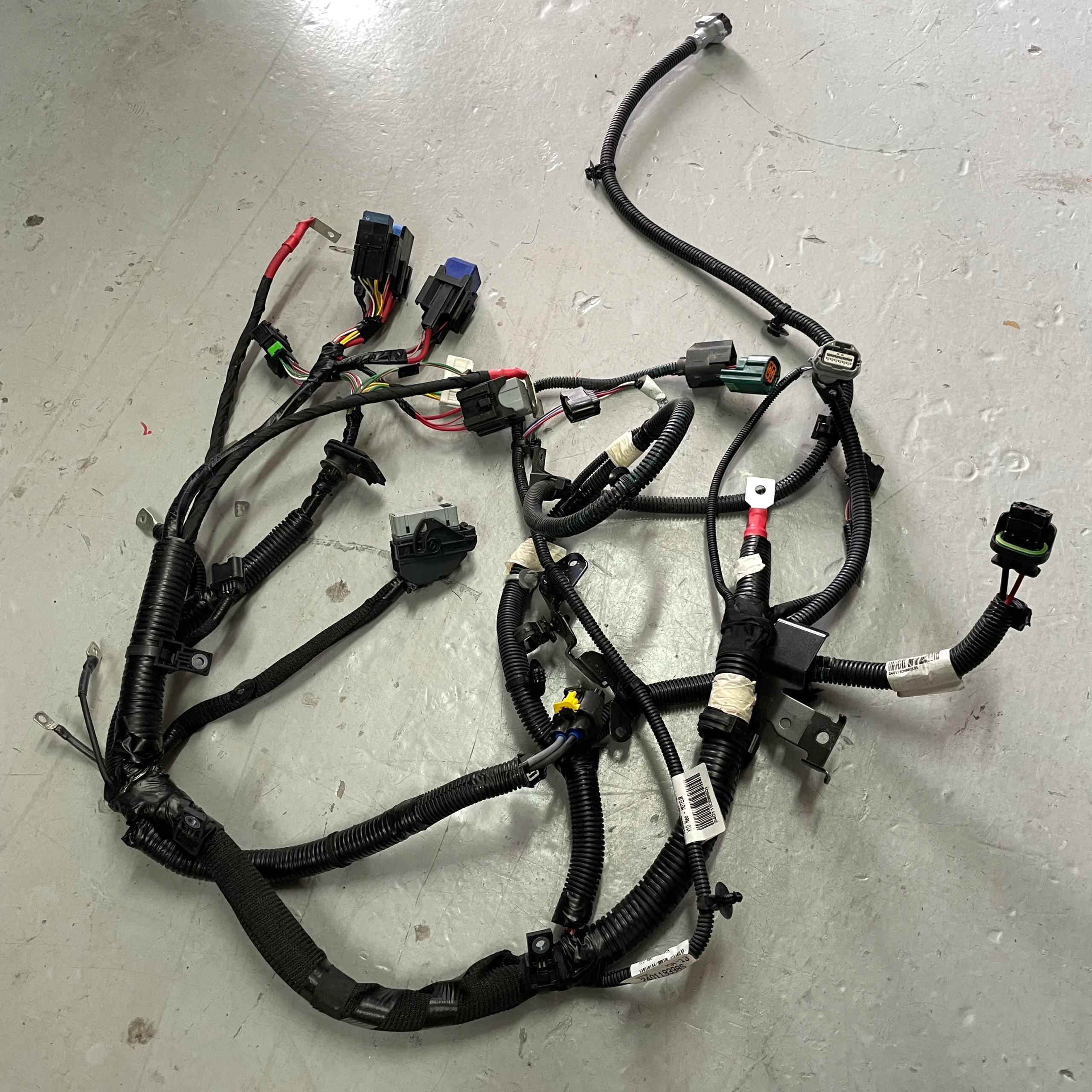 RENAULT ZOE II BUNDLE ENGINE WIRING 240119398S