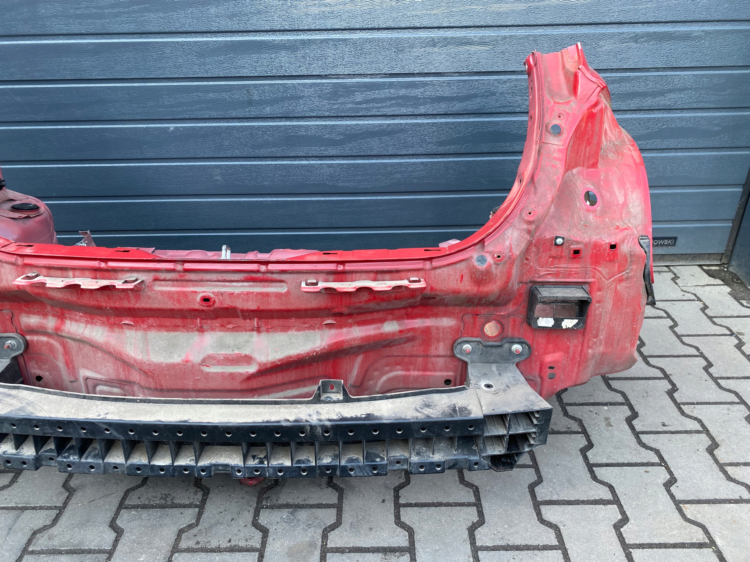 suzuki SWIFT MK7 5D ремень задний