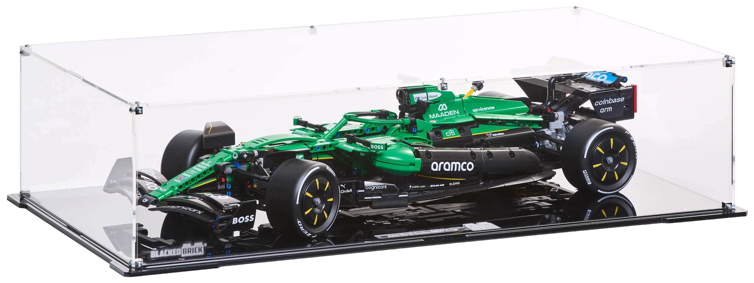 Vitrína Blacked Brick pro Lego 42240 Technic Formule F1 Aston Martin Aramco