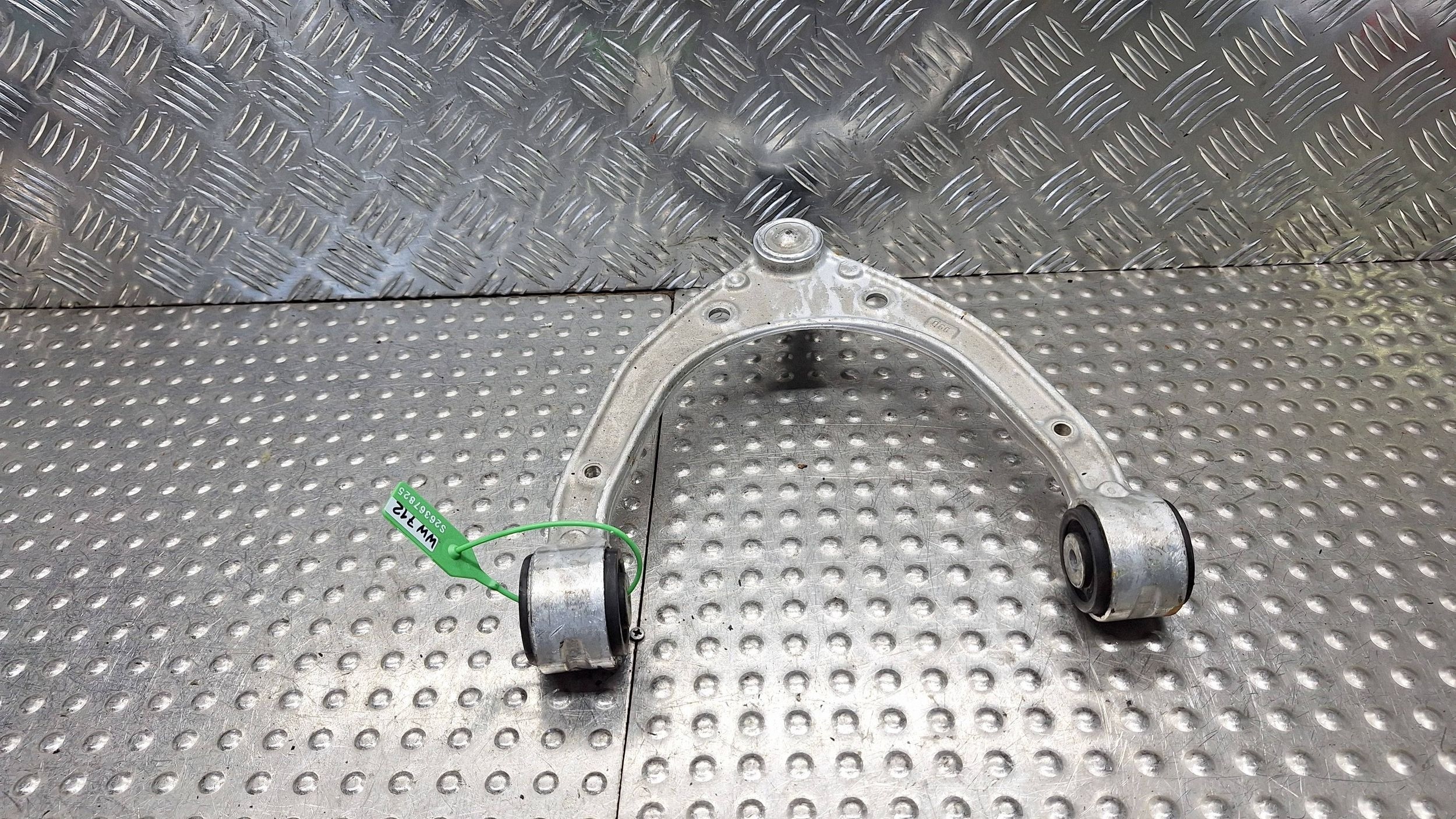 arm right left front 7L0407021B AUDI Q7 4L TOUAREG 7L