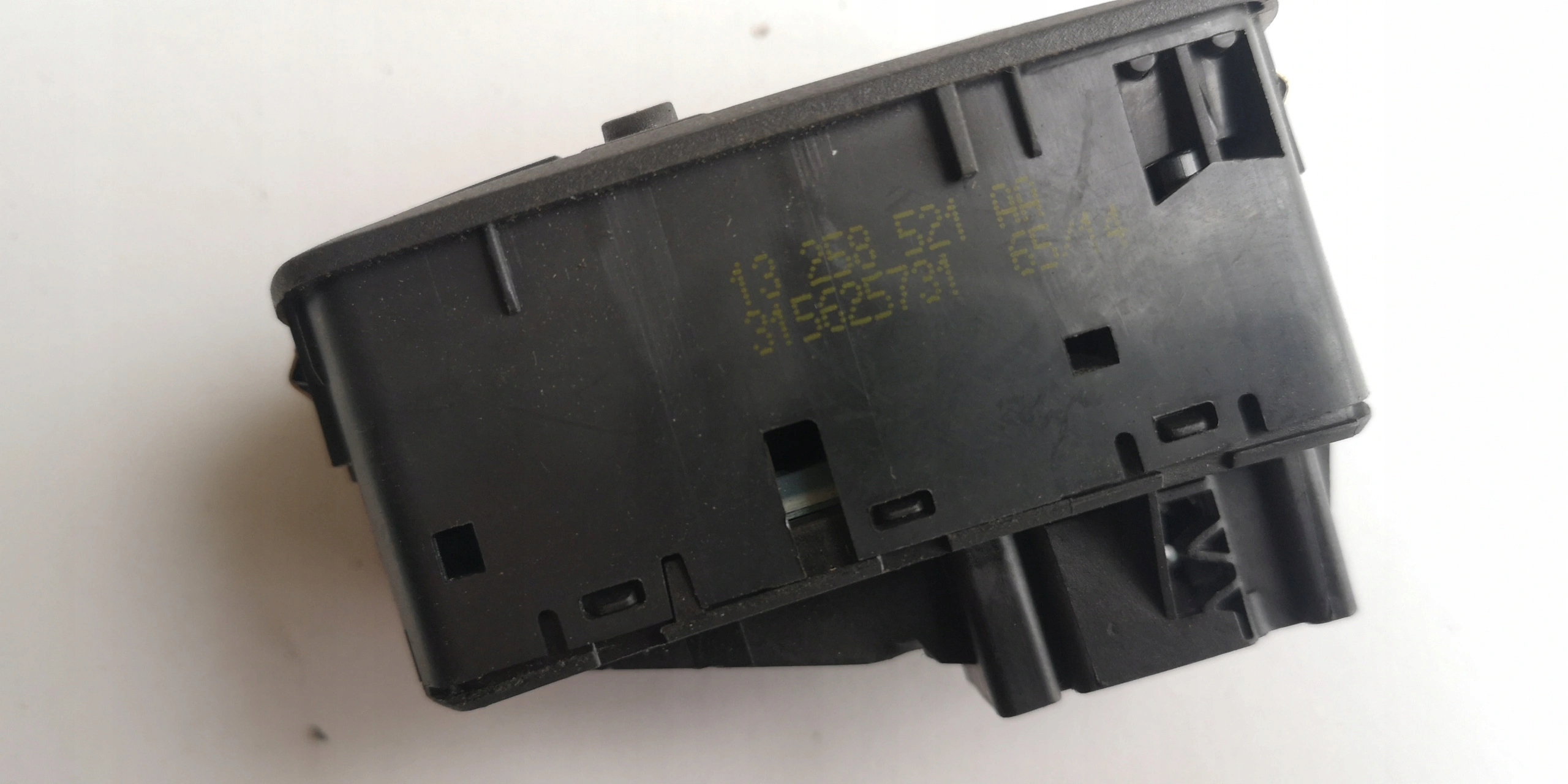 window control switch OPEL CORSA D 13258521AA original