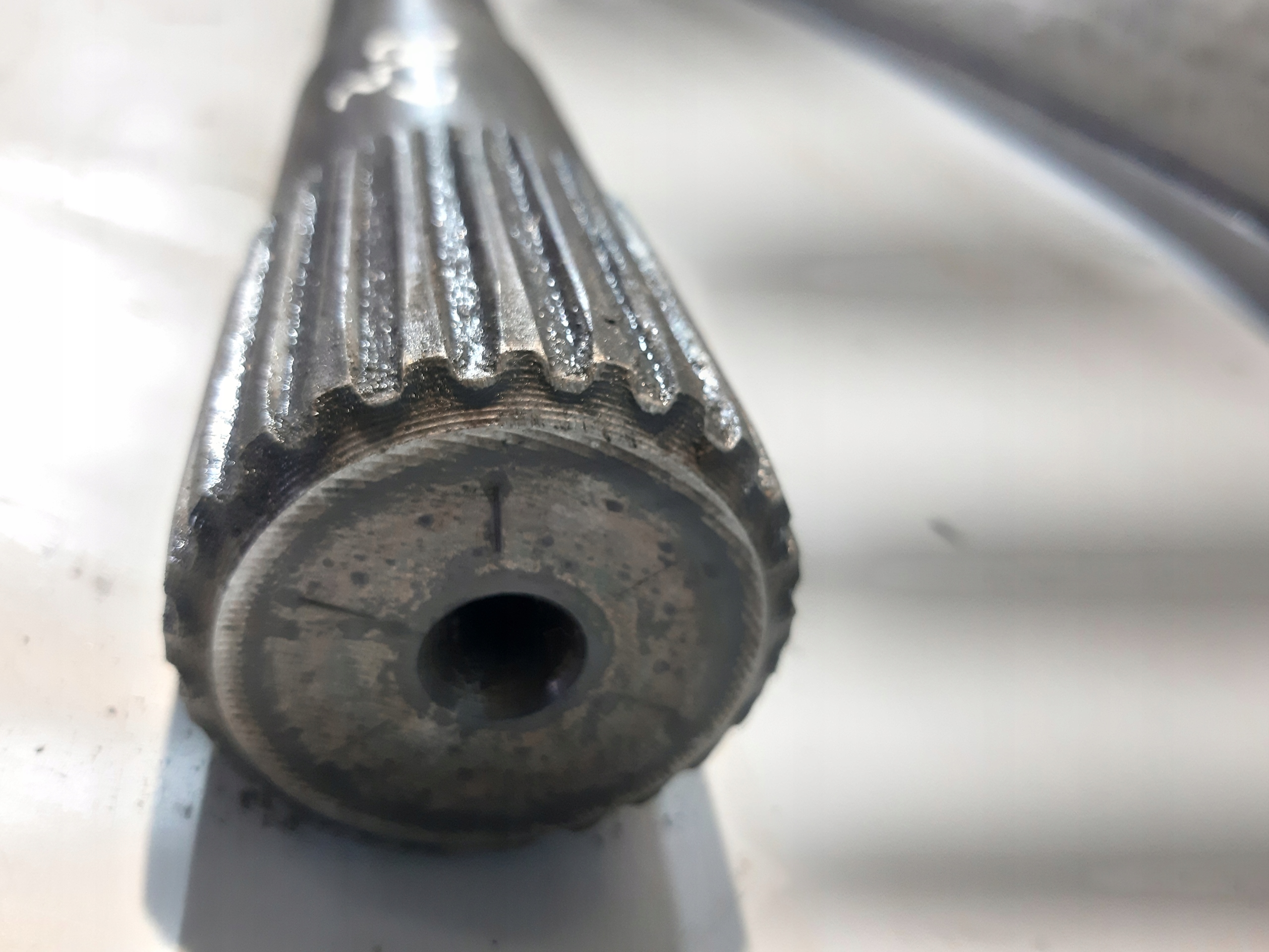 SCANIA 1368178 crank semi-axis napedowa