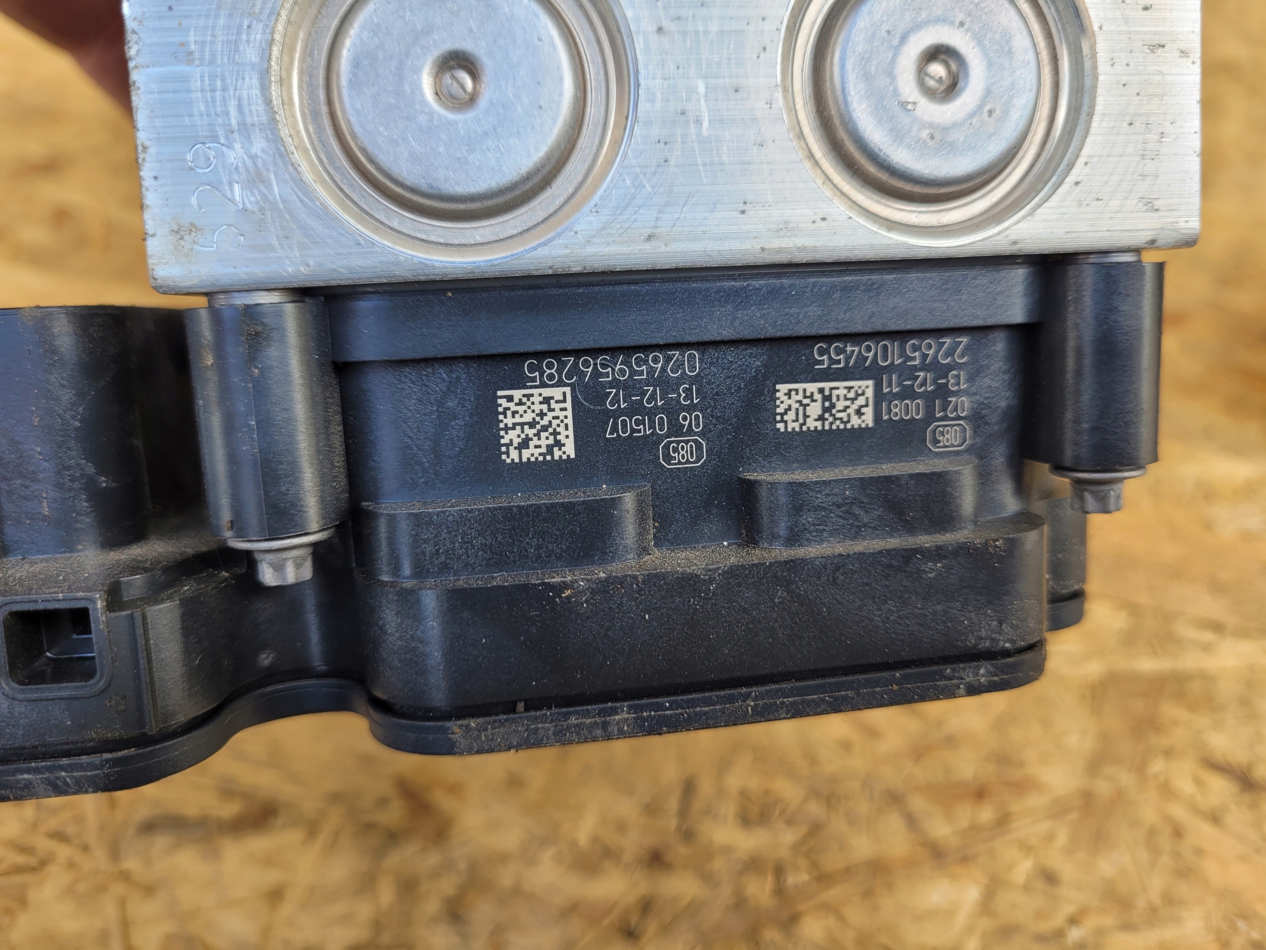 pump ABS RENAULT 476605492R