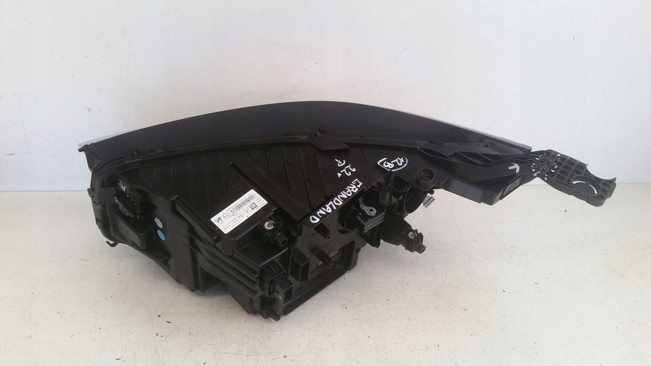 light front right full LED Opel Grandland X