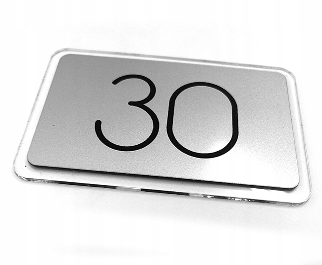 ELEGANCKI NOWOCZESNY NUMEREK NA DDRZWI Kod producenta NND69