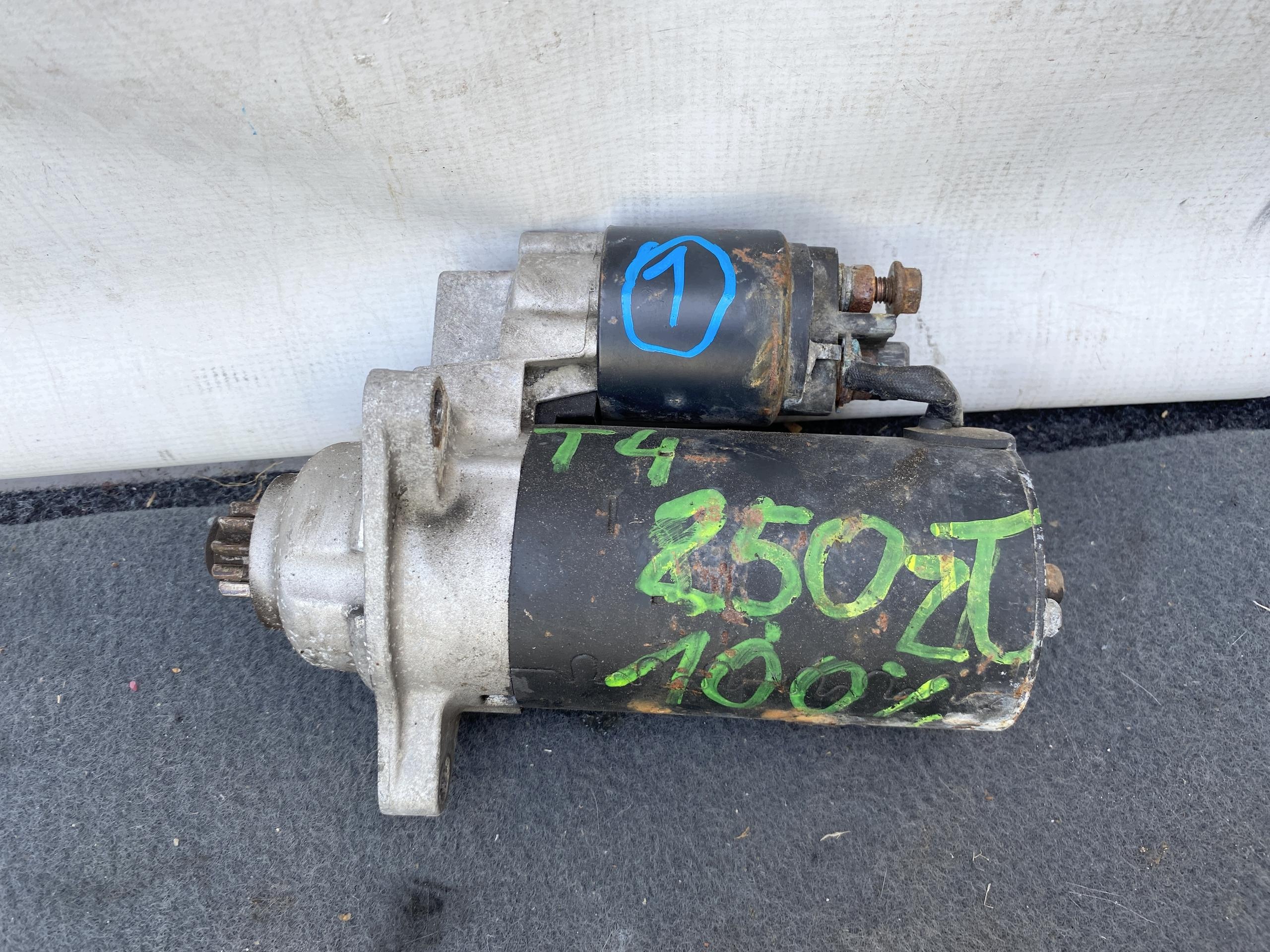 VW TRANSPORTER T4 2.5 TDI 96- starter STARTER DEMONTAZ original