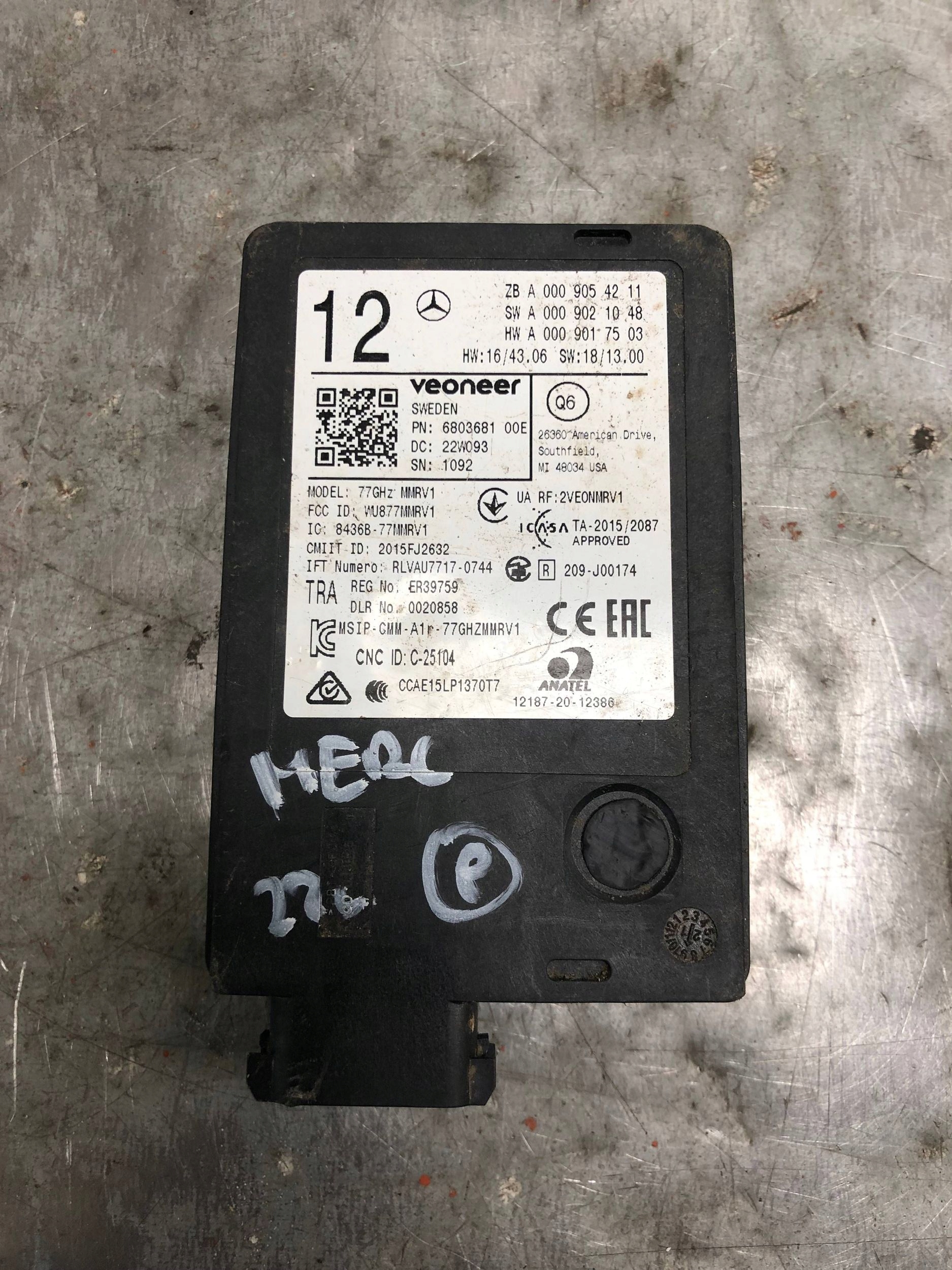 RADAR Sensor DISTRONIC MERCEDES A0009054211