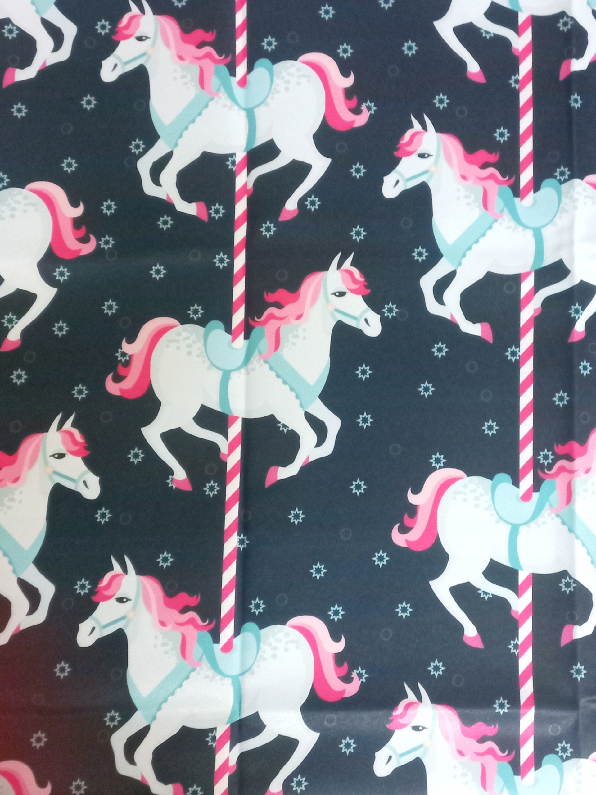 Polyesterový Materiál Pro Šití Diy Ruční Práce Koně Kolotoč 150x100CM