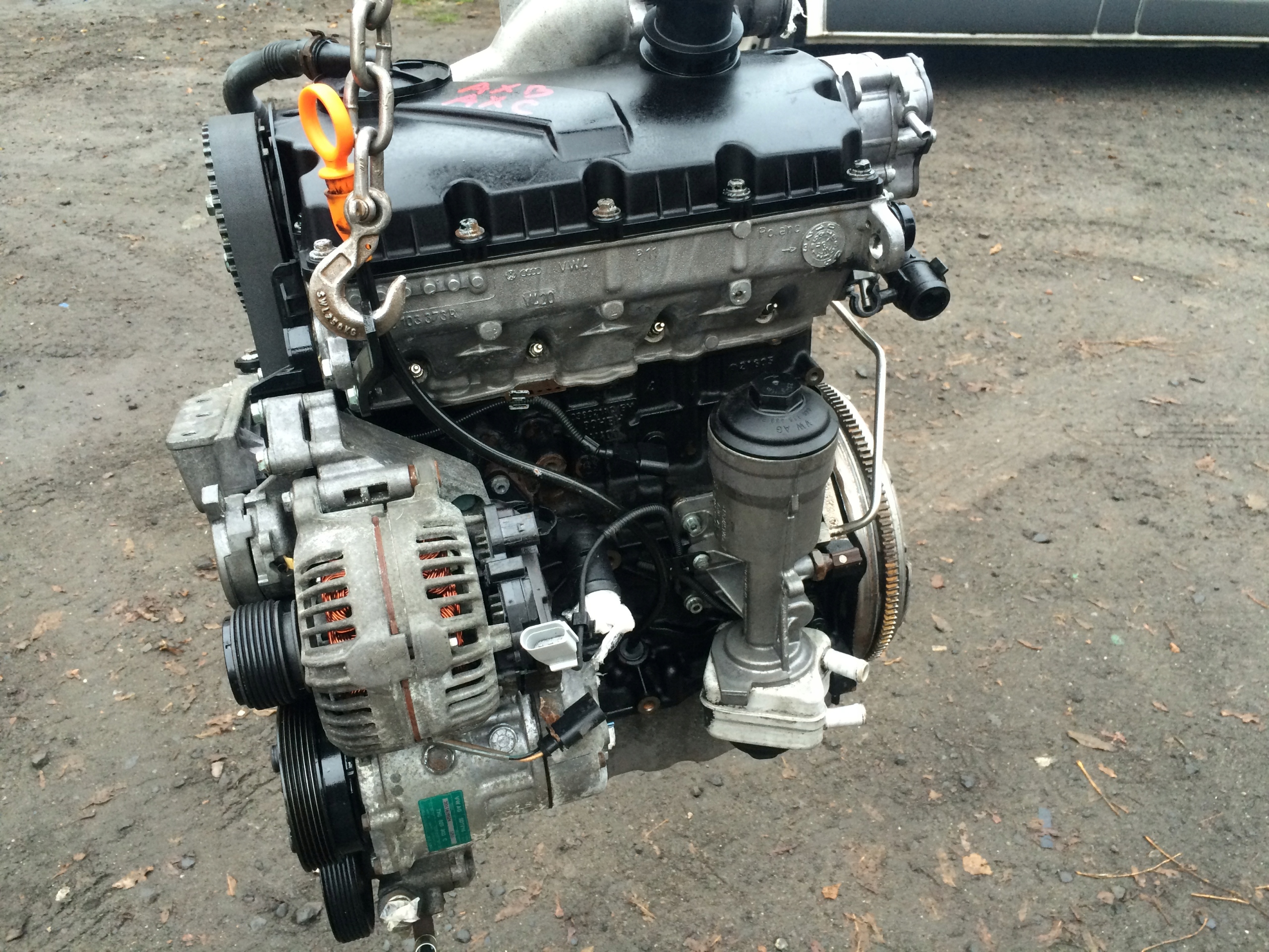 Volkswagen t5 1.9 tdi двигатель комплектный axb axc