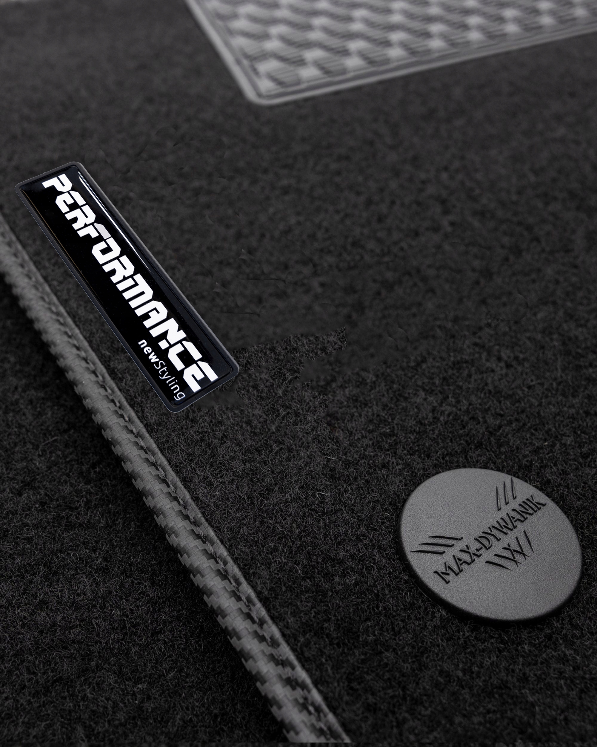 Dywaniki samochodowe z logo PERFORMANCE dopasowane Liczba elementów 4