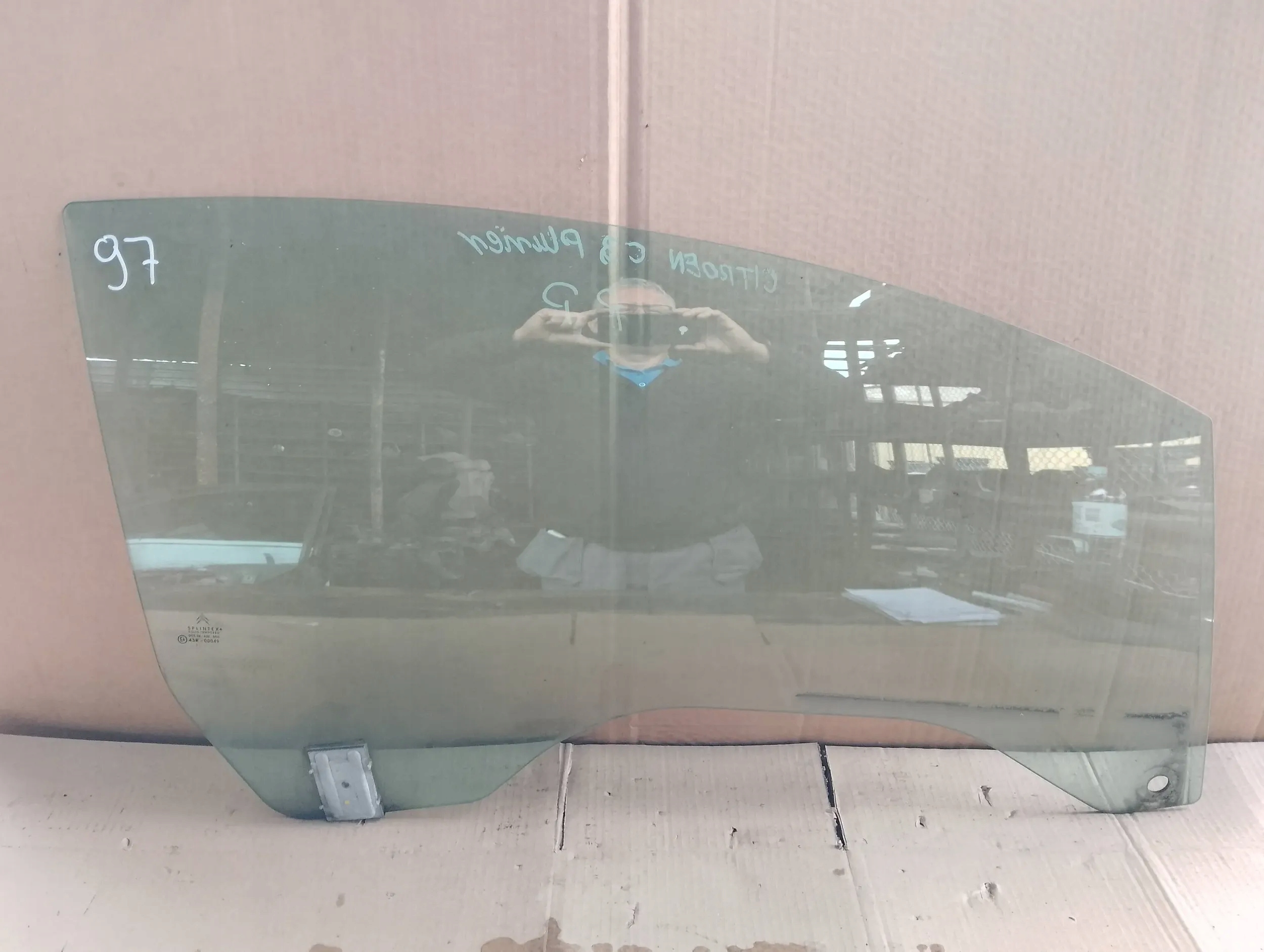 window door right front Citroen C3 Plurier