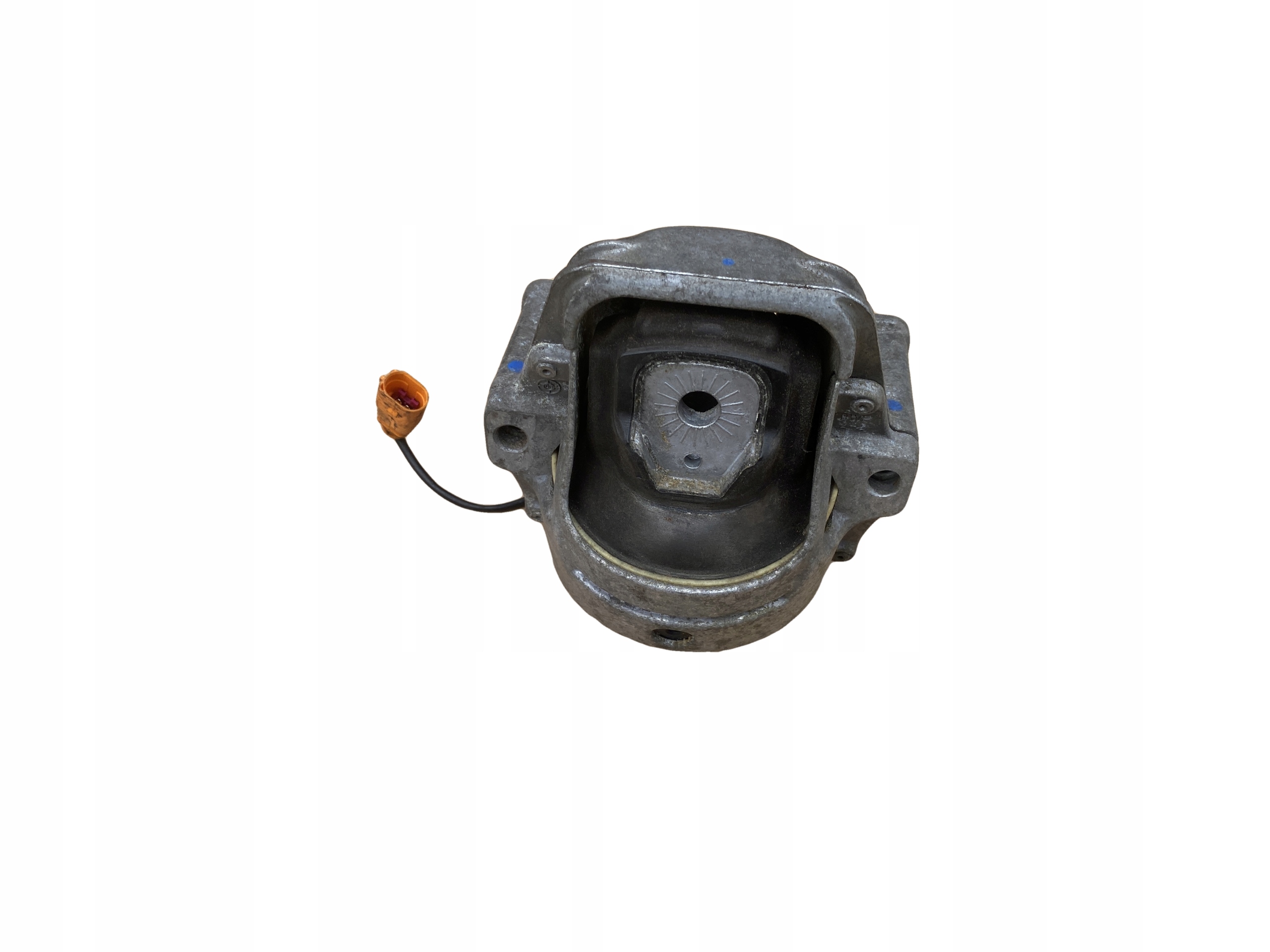 AUDI 2.0 TDI engine mount 8K0199381