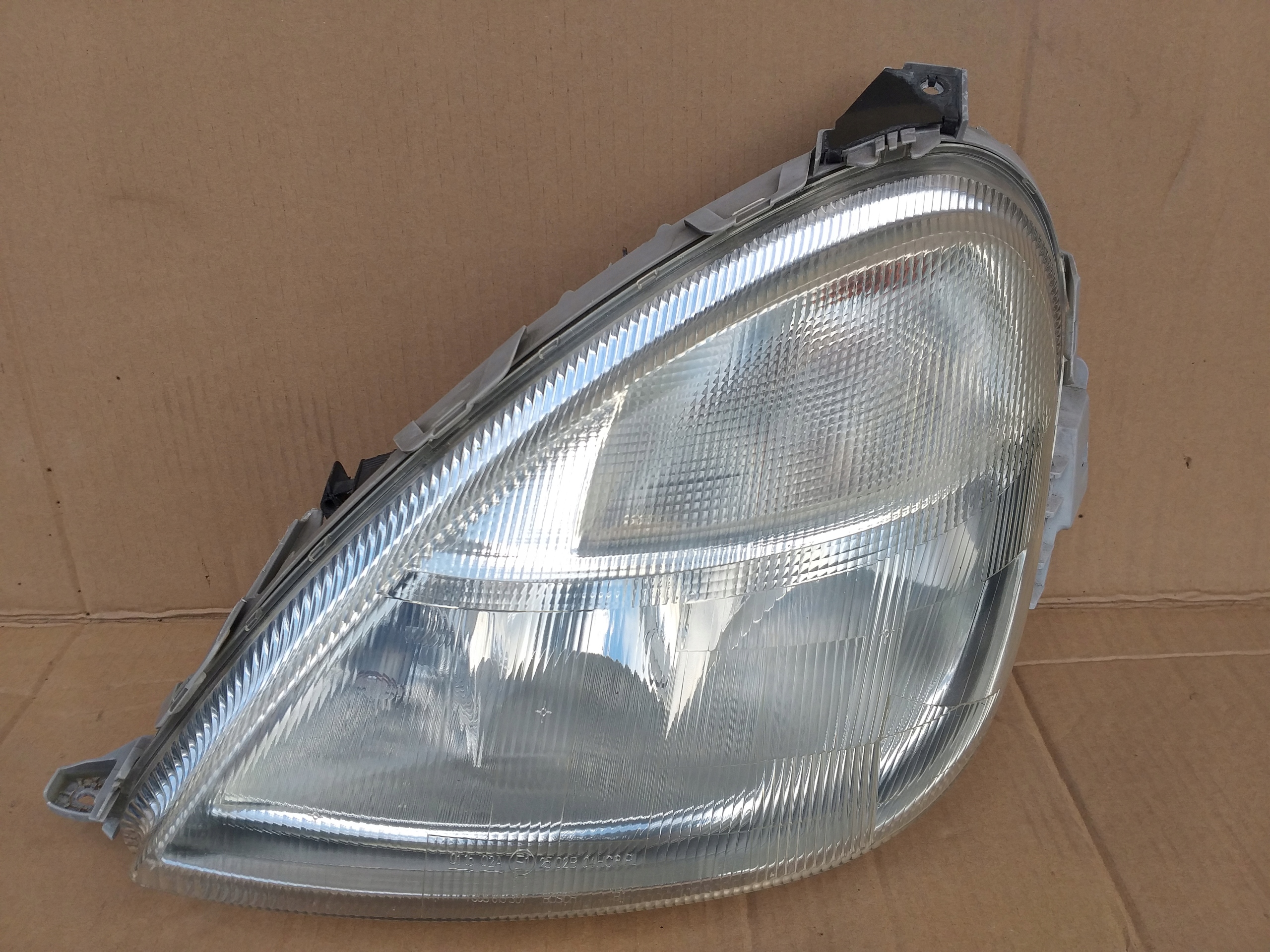 ФАРА ЛЕВА ПЕРЕД MERCEDES A КЛАС W168