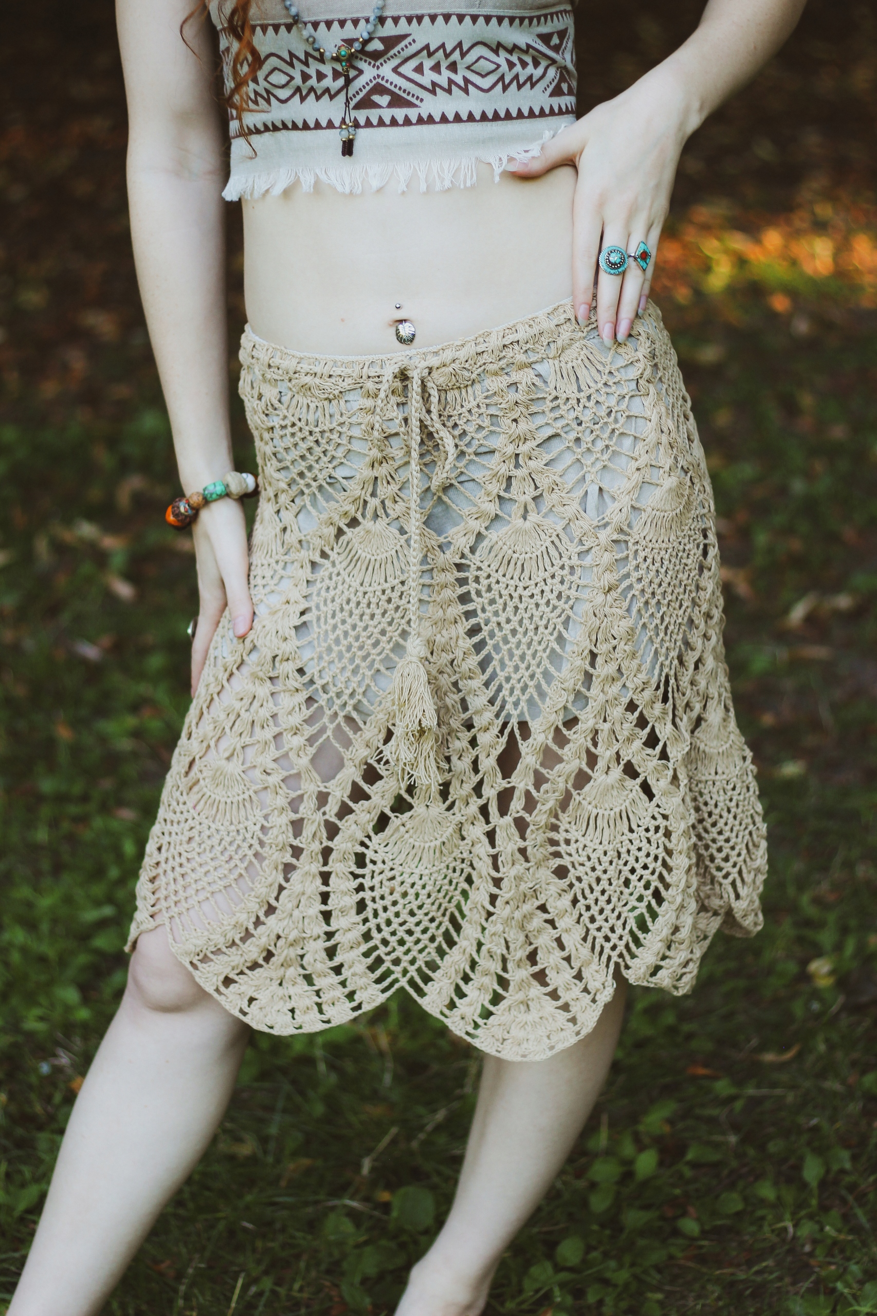 Háčkovaná Boho sukně midi s krajkou z Nepálu