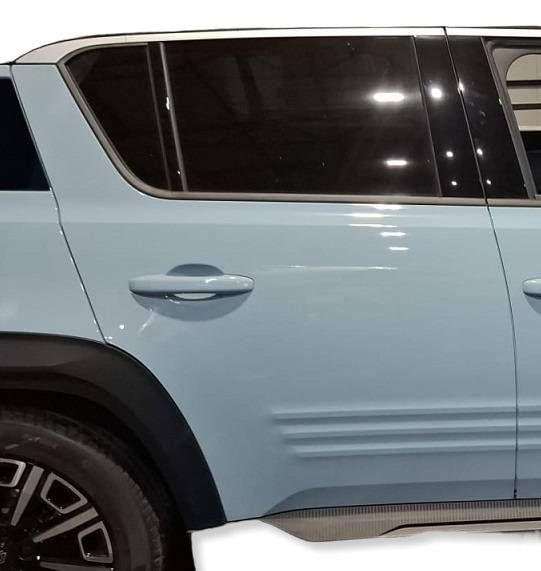 DZRWI hátsó jobb RENAULT 4 E-TECH STAN JAK új BIYZE