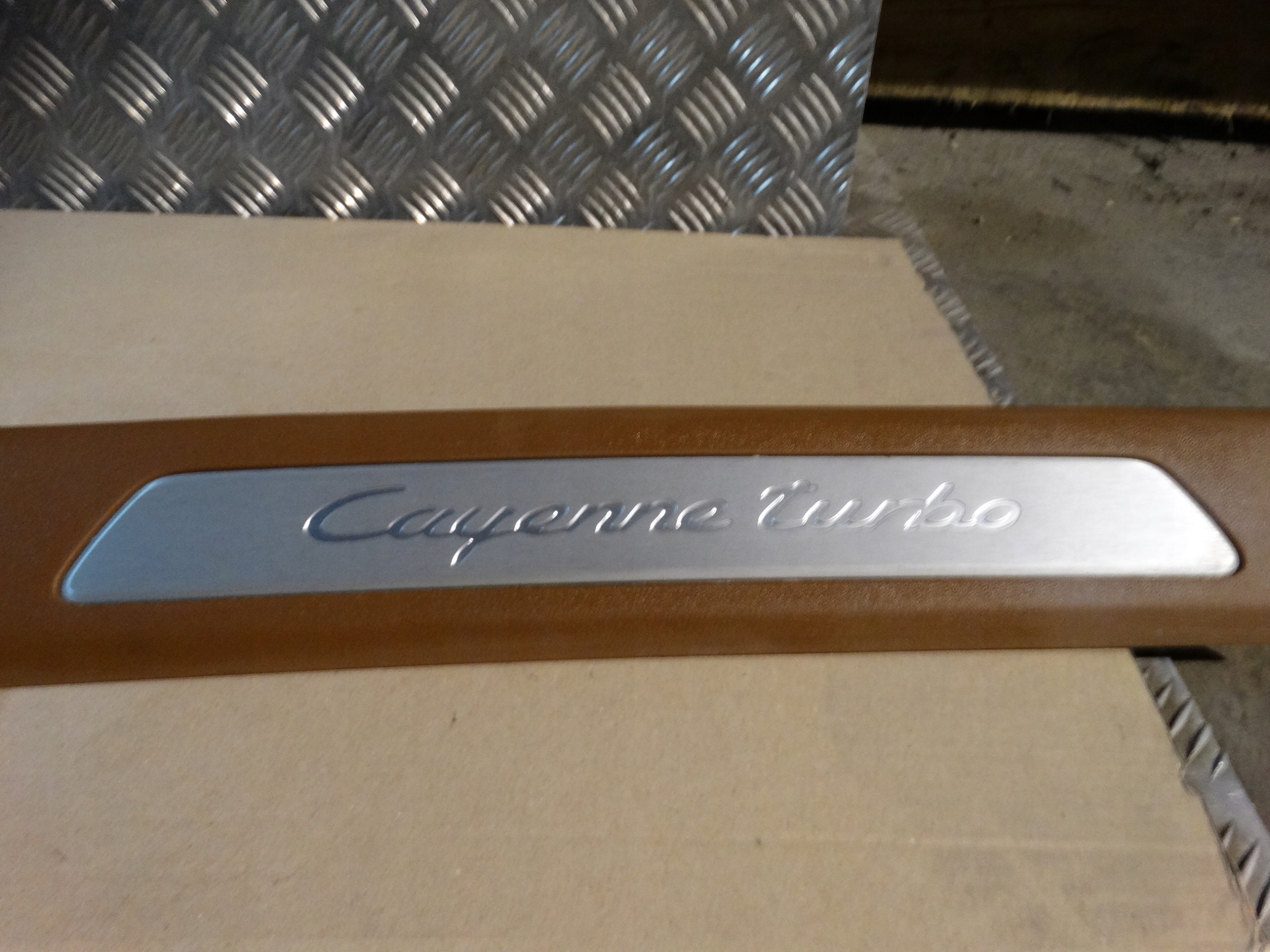 moulding cap threshold right PORSCHE CAYENNE 9Y 1