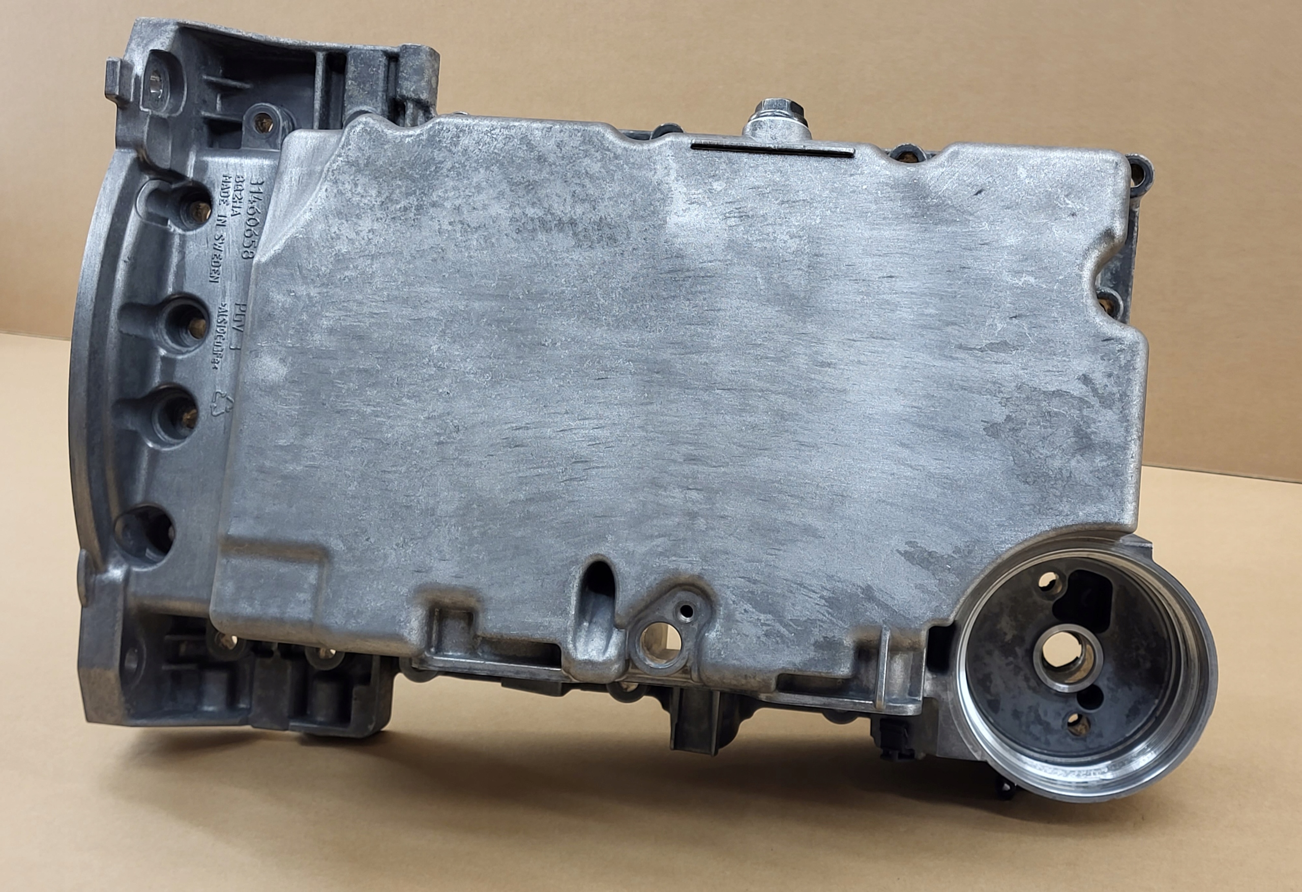 MISKA OLEJOWA VOLVO XC40 XC90 II XC60 II V90 V60 III S90 S60 II Numer katalogowy części 1449 31460658