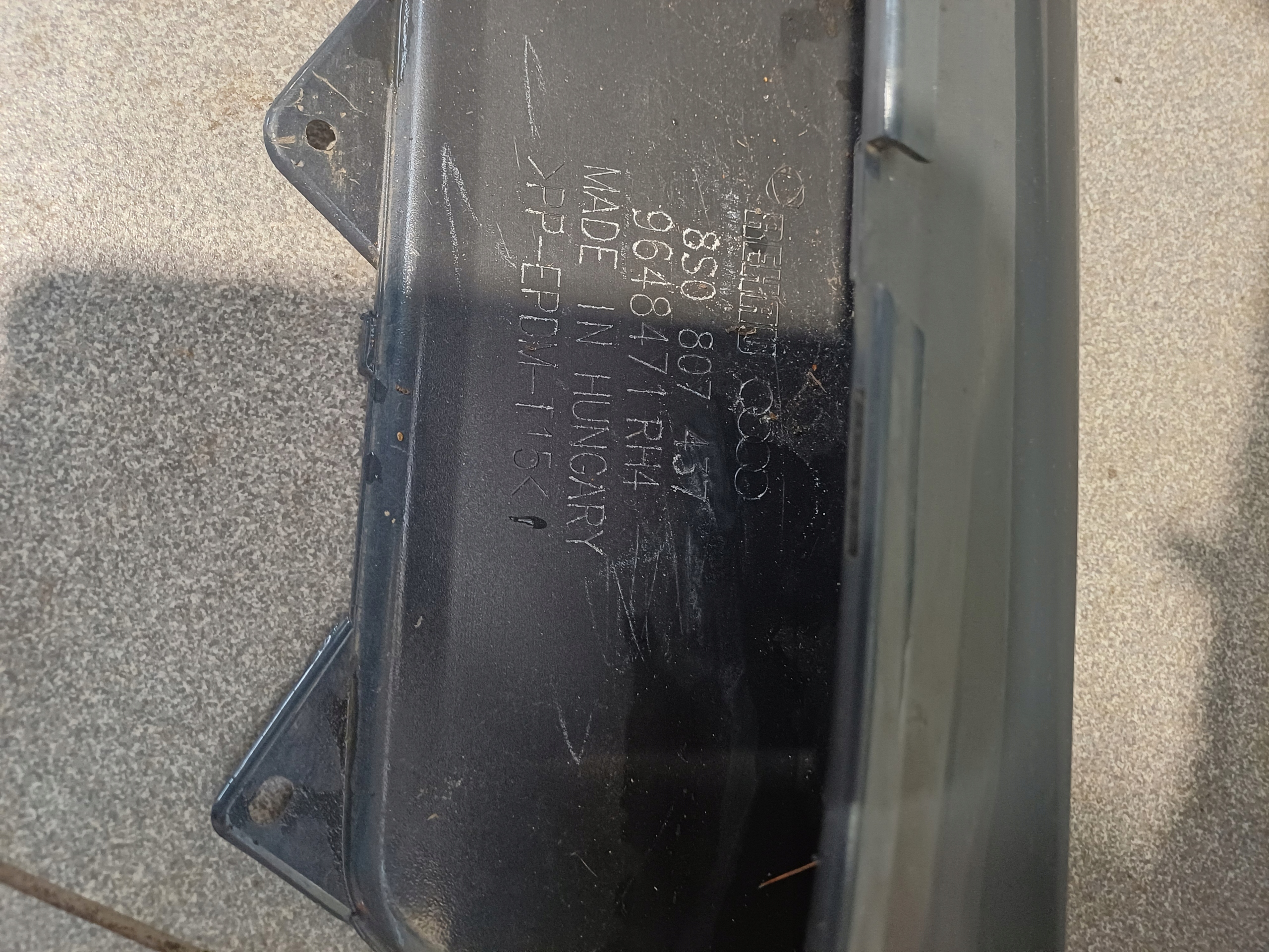 bumper front front AUDI TT 8S0 S-LINE 2016R- 2 X PDC 8S0807437